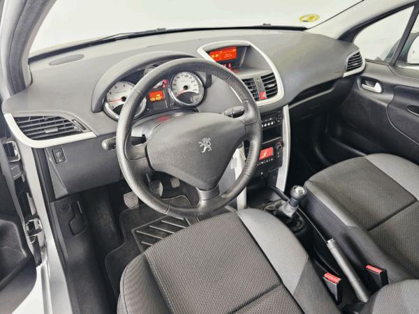 Peugeot 207 1.4 Tendance - Imagen 7
