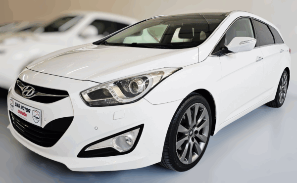 Hyundai i40 CW 1.7 CRDi 136 Tecno Xenon Sky - Imagen 3