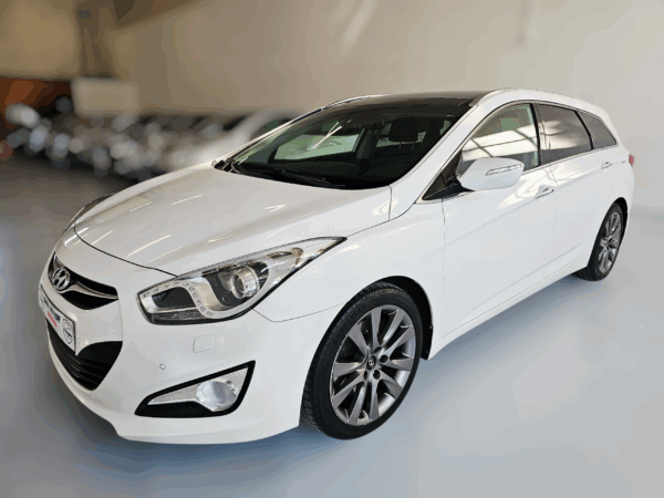 Hyundai i40 CW 1.7 CRDi 136 Tecno Xenon Sky - Imagen 4