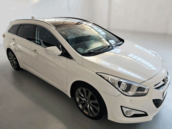 Hyundai i40 CW 1.7 CRDi 136 Tecno Xenon Sky - Imagen 9