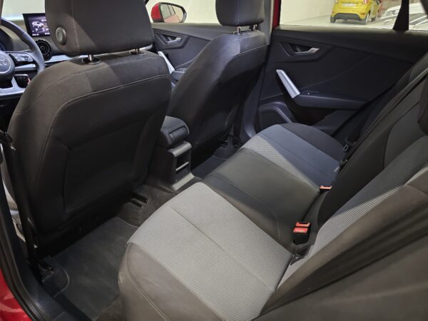 Audi Q2 1.6 TDI Design edition - Imagen 16
