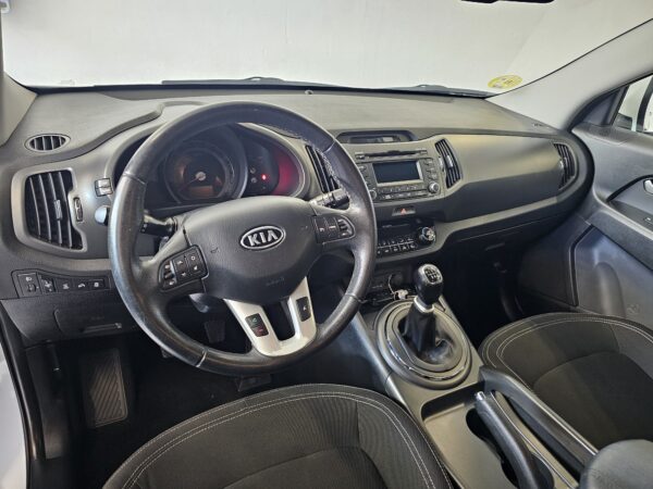 Kia Sportage 2.0 CRDi Drive 4x4 - Imagen 12