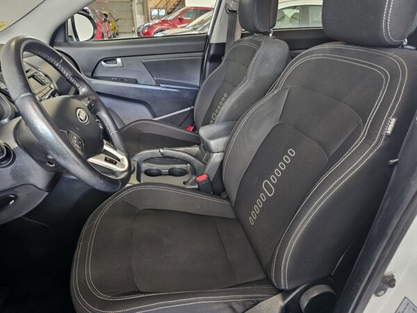 Kia Sportage 2.0 CRDi Drive 4x4 - Imagen 13
