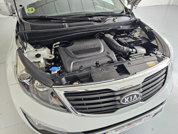 Kia Sportage 2.0 CRDi Drive 4x4 - Imagen 18