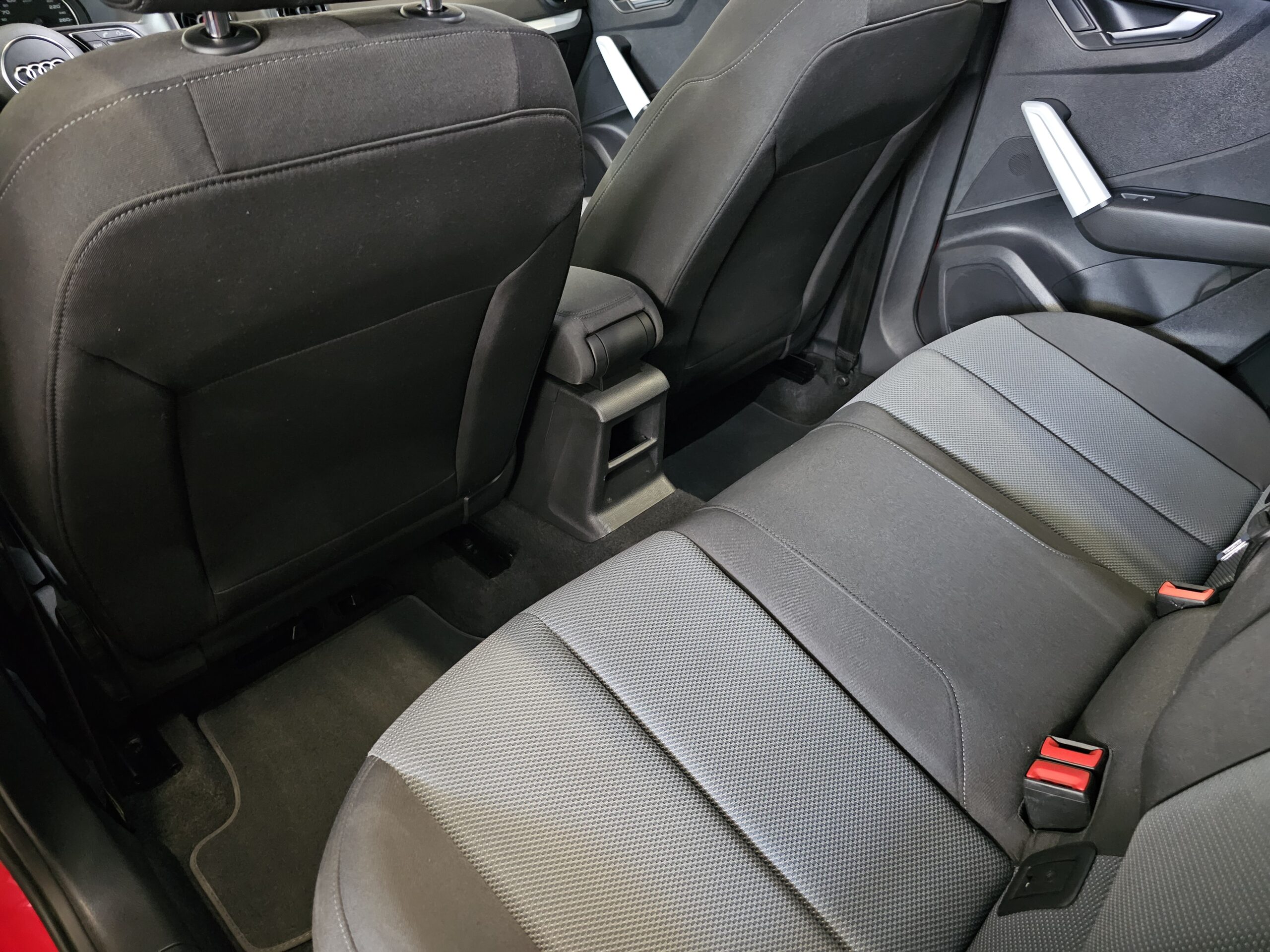 Audi Q2 1.6 TDI Design edition - Imagen 25