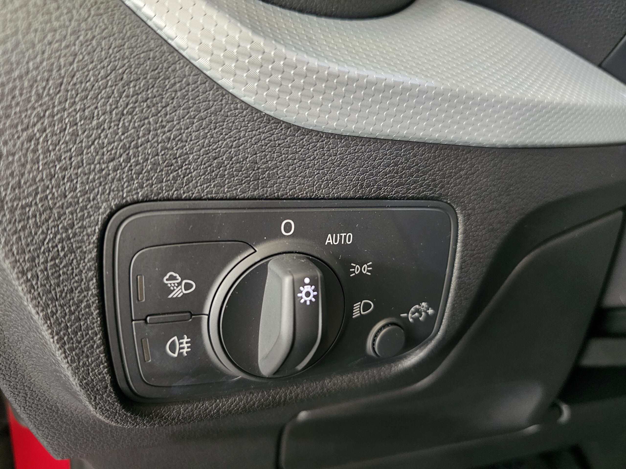 Audi Q2 1.6 TDI Design edition - Imagen 36