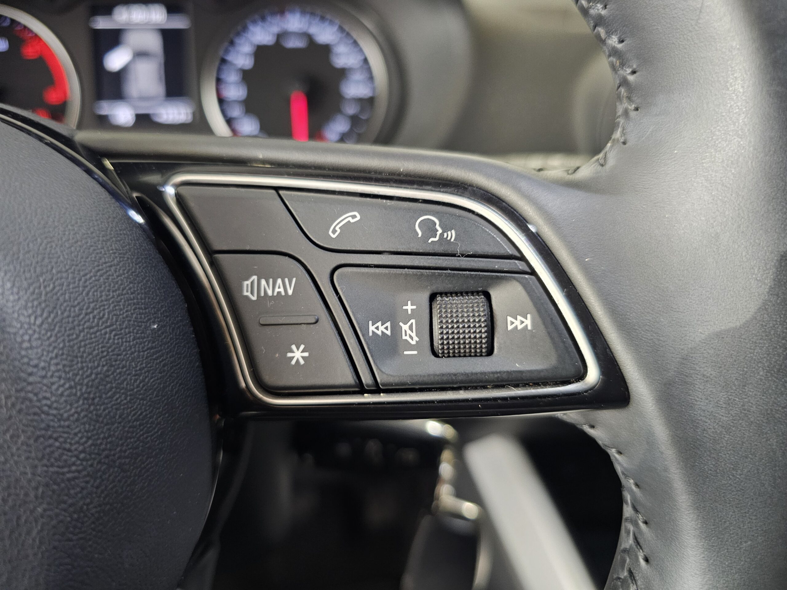 Audi Q2 1.6 TDI Design edition - Imagen 38