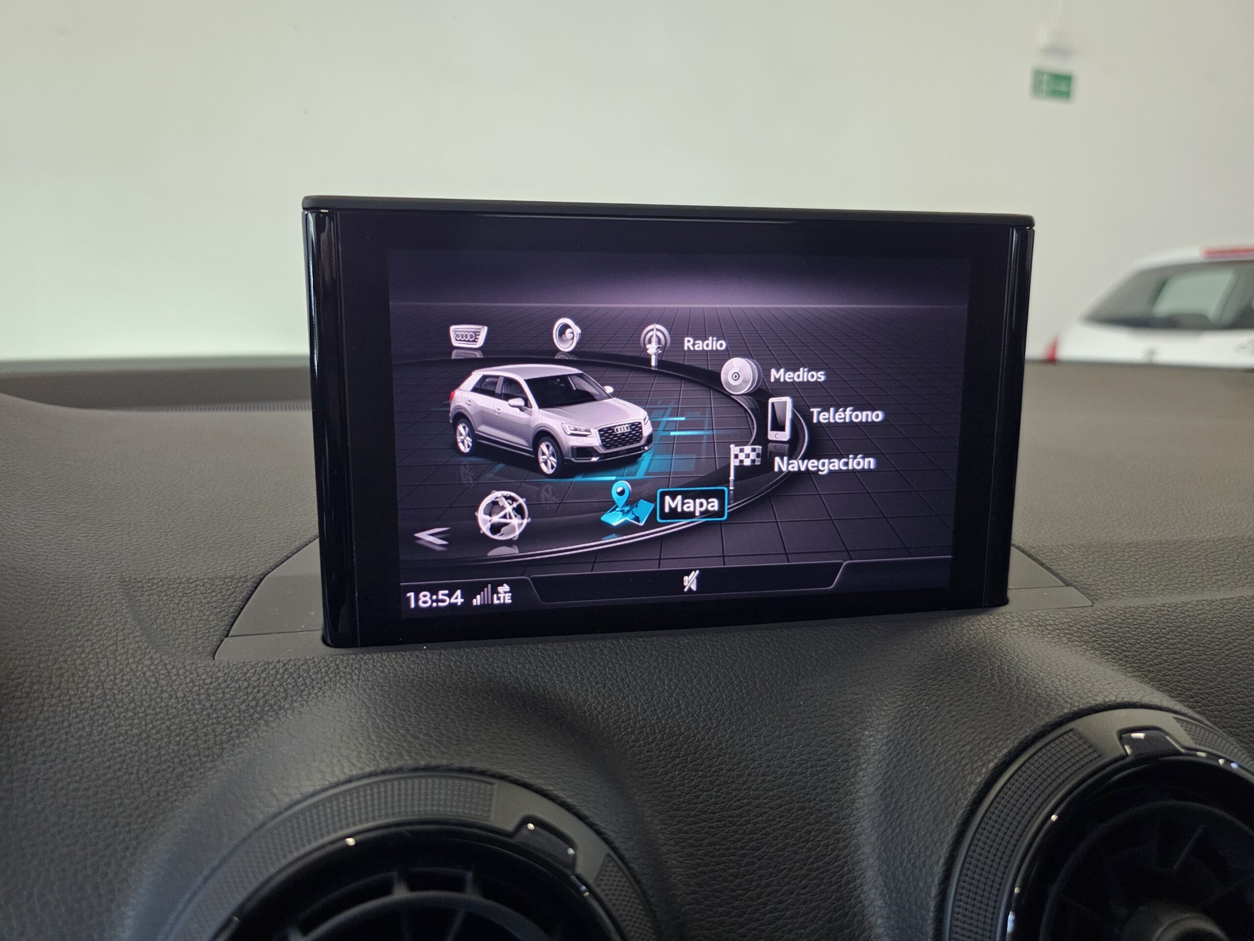 Audi Q2 1.6 TDI Design edition - Imagen 45