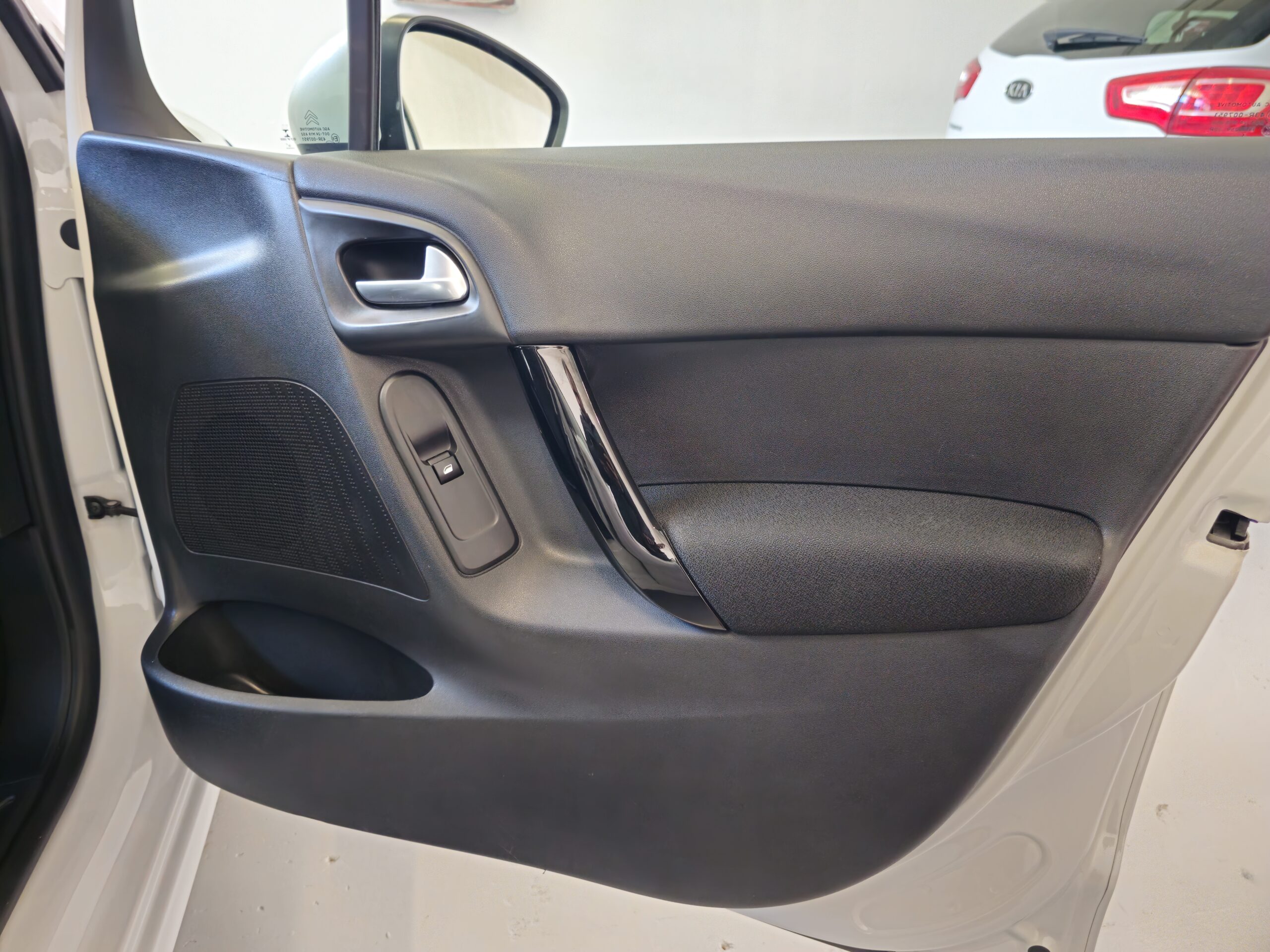 Citroen C3 1.2 e-VTi Collection - Imagen 29