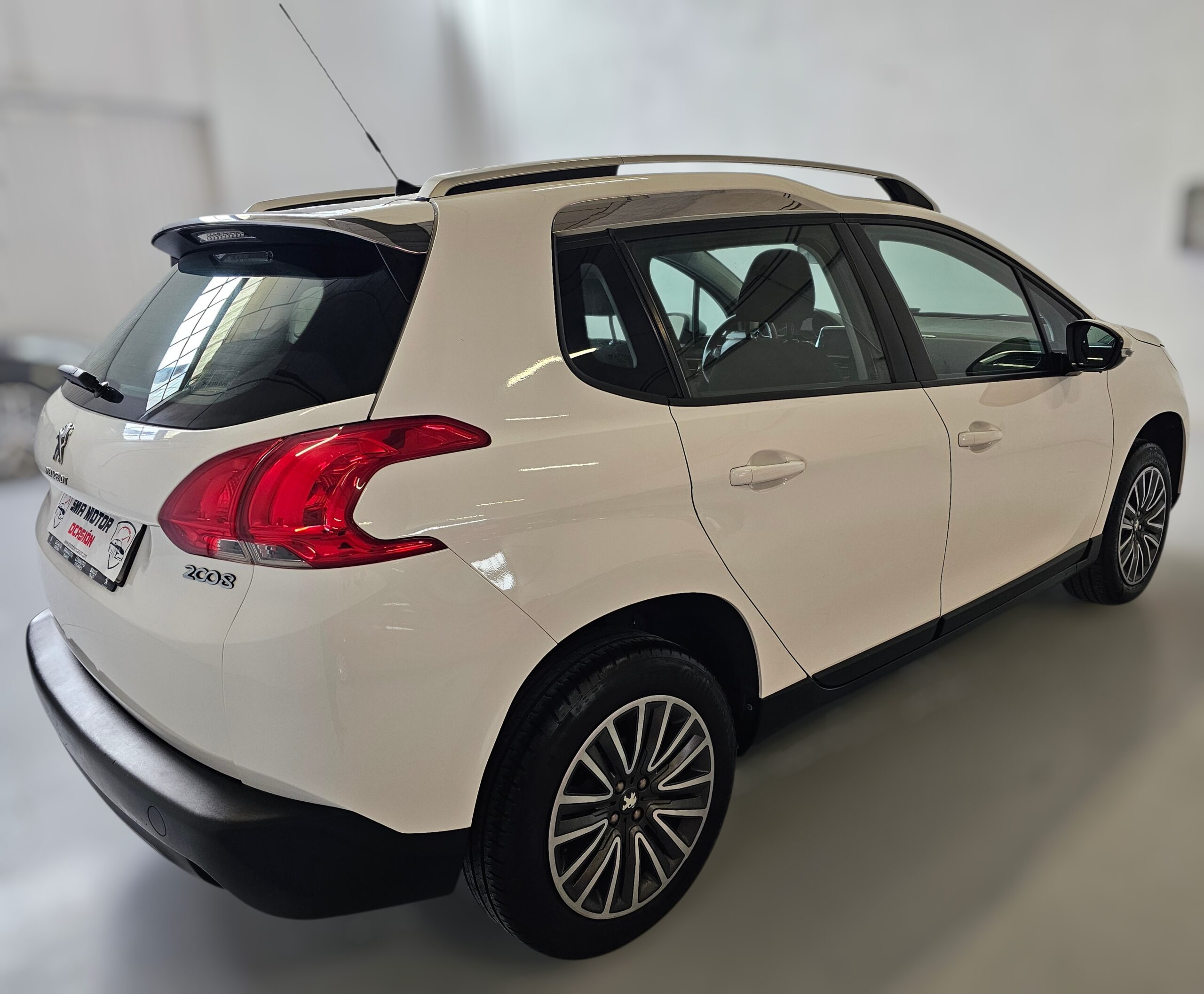 Peugeot 2008 1.2 VTi Active - Imagen 13