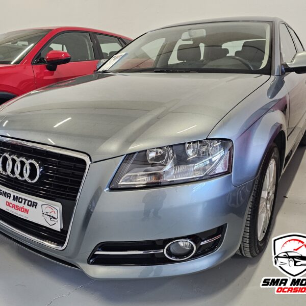 Audi A3 Sportback 1.6 TDI STRONIC Attraction