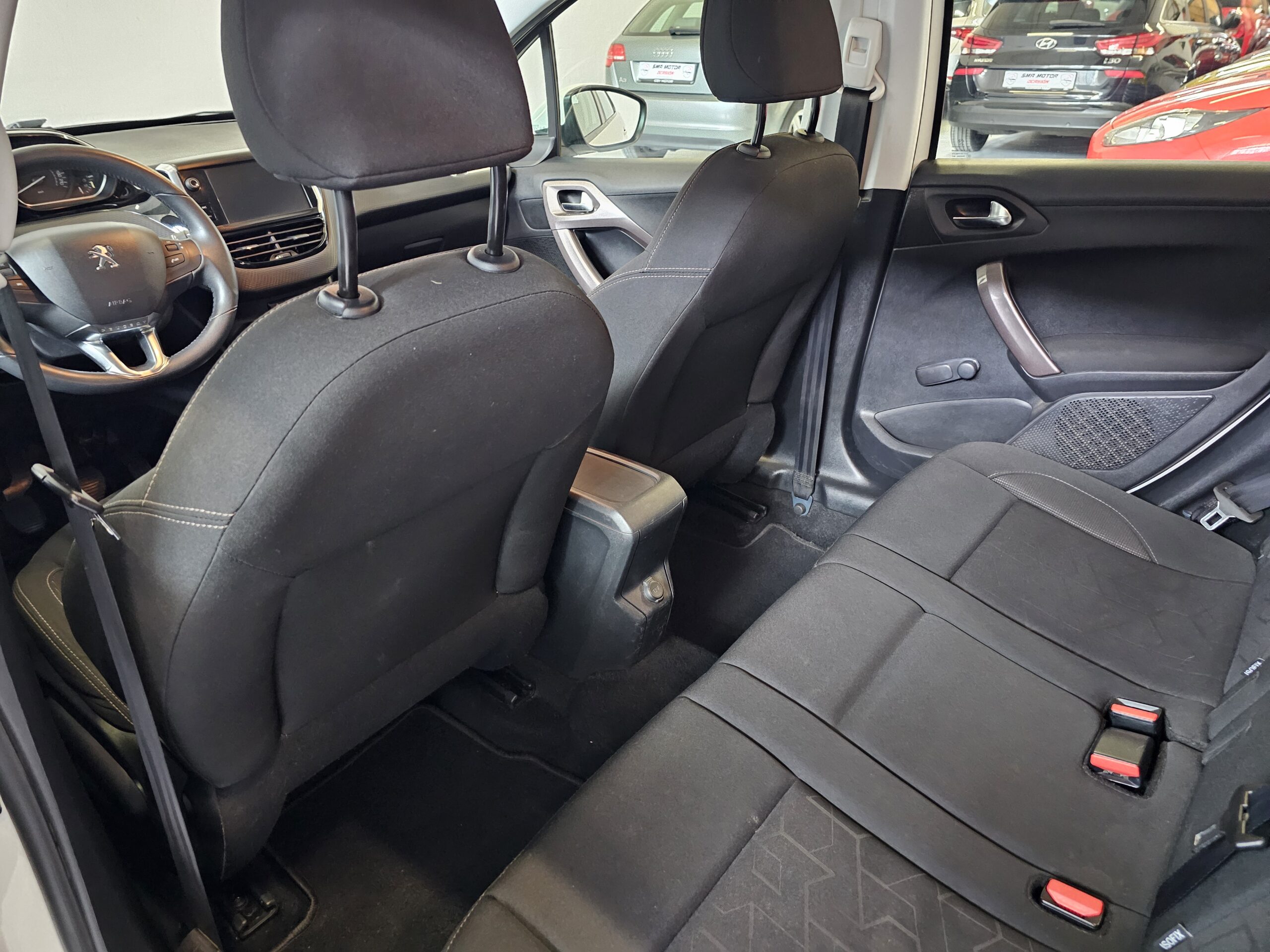 Peugeot 2008 1.2 VTi Active - Imagen 30