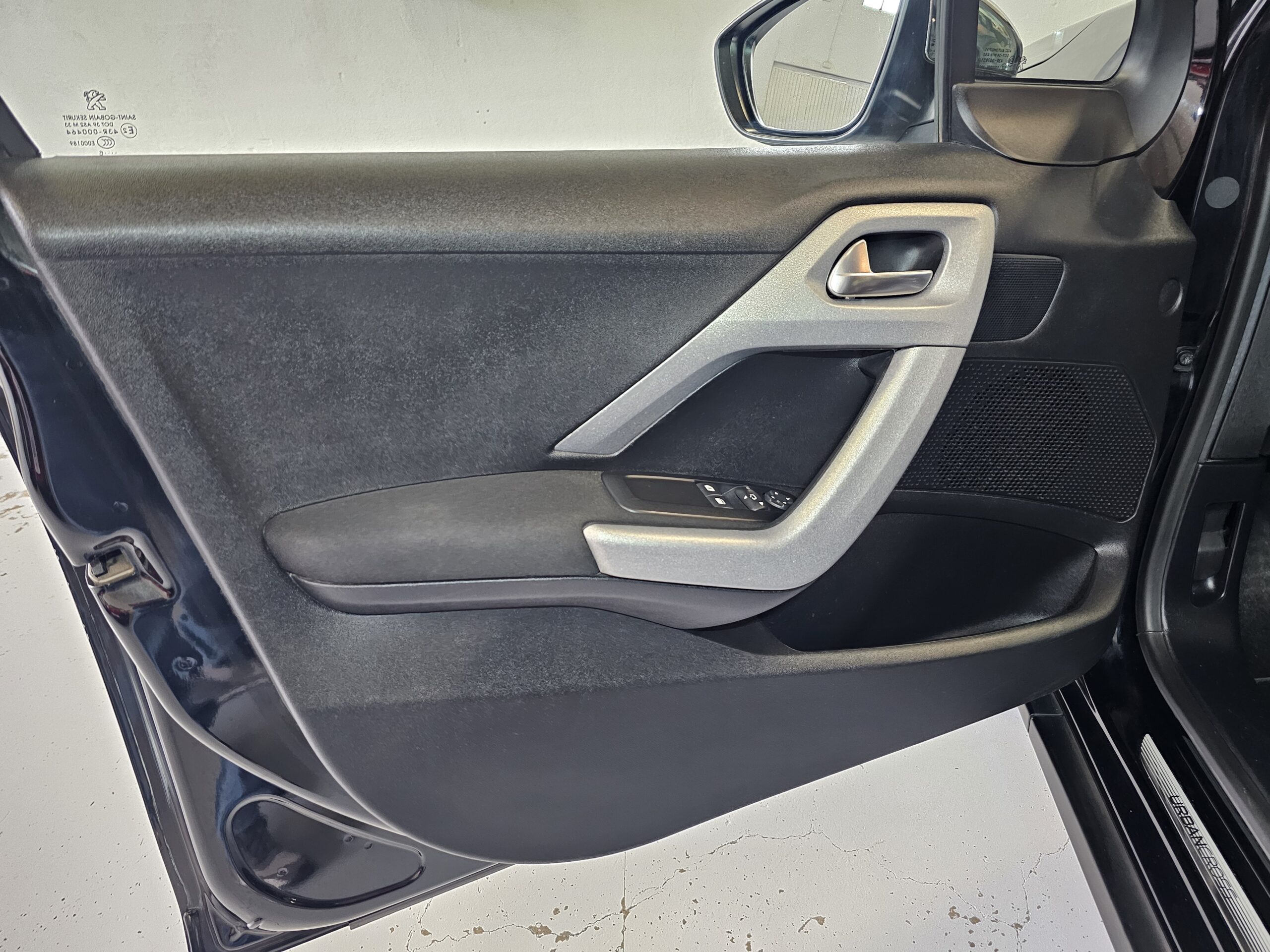 Peugeot 2008 1.2 PureTech 110cv Urban Move - Imagen 25