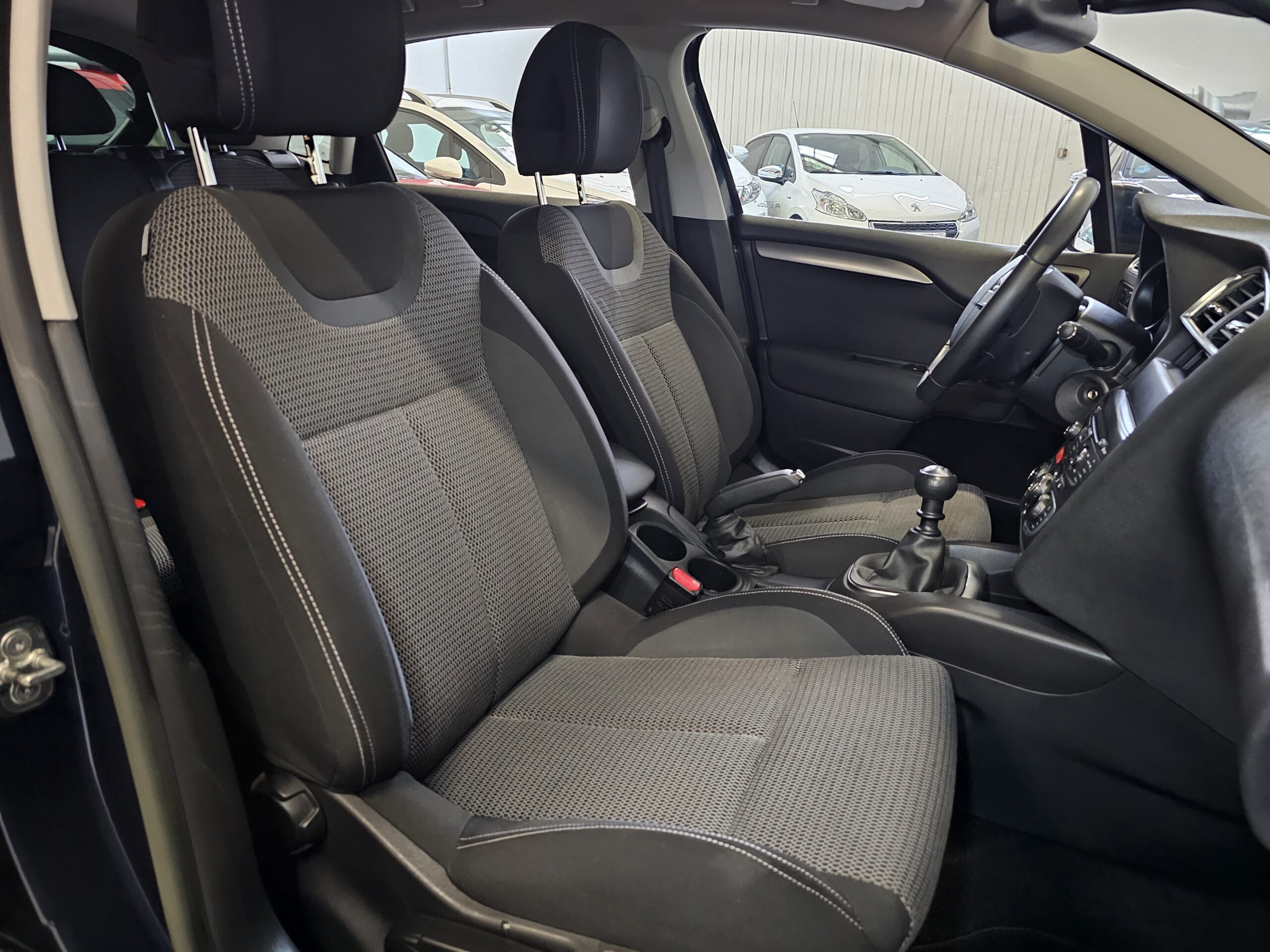 Citroen C4 1.6 e-HDi 115cv Collection - Imagen 23