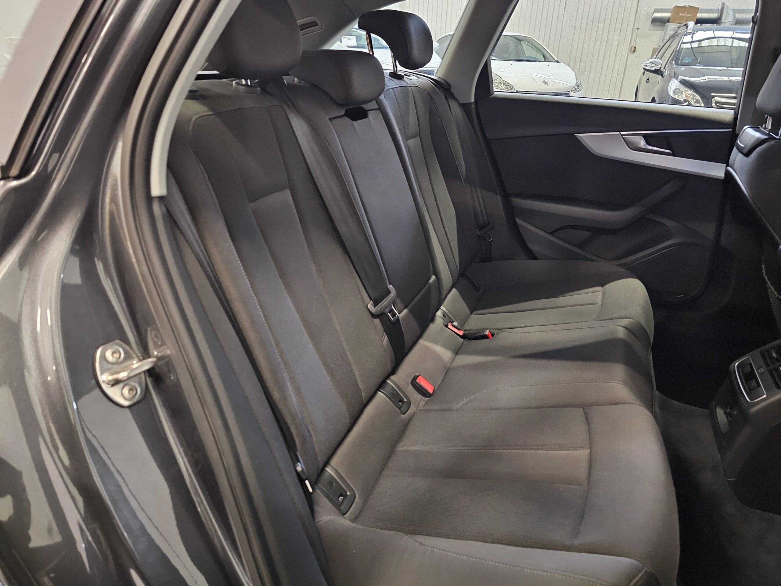 Audi A4 35 TDI 163CV STRONIC Mild-Hybrid S line - Imagen 40