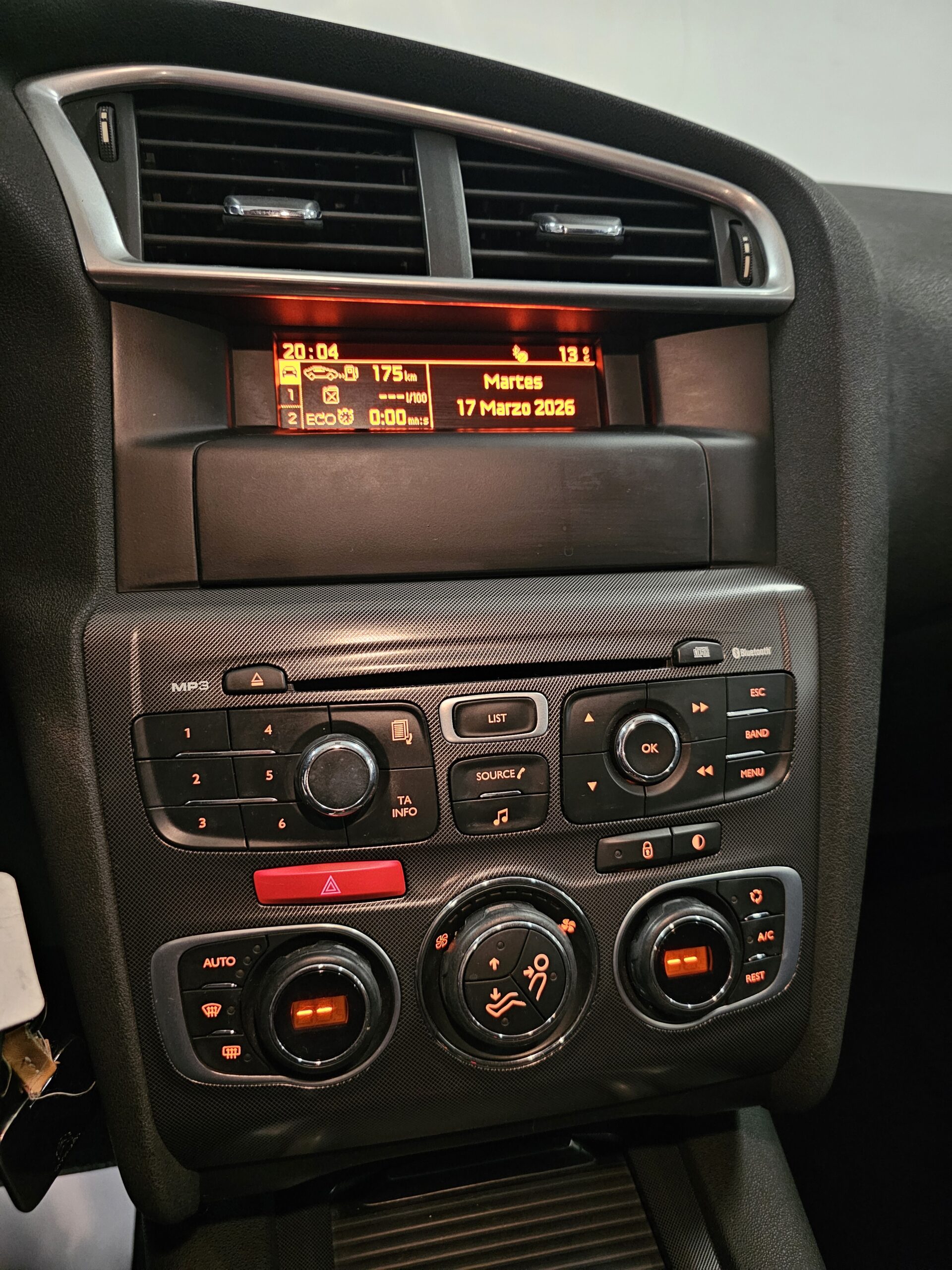 Citroen C4 1.6 HDi CMP Collection 2012 - Imagen 39