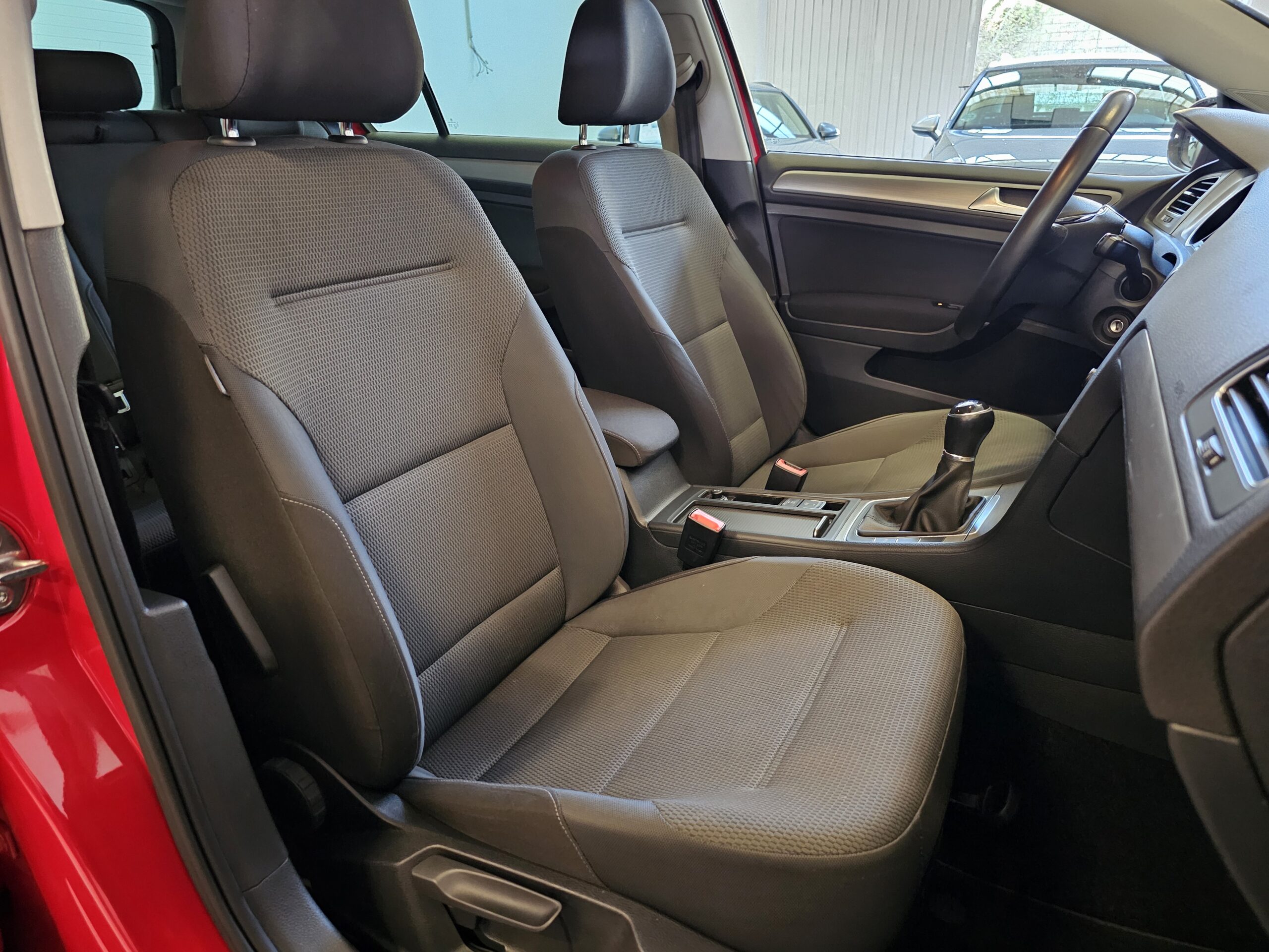 Volkswagen Golf VII 1.4 TSI Advance BlueMotion Rojo - Imagen 30