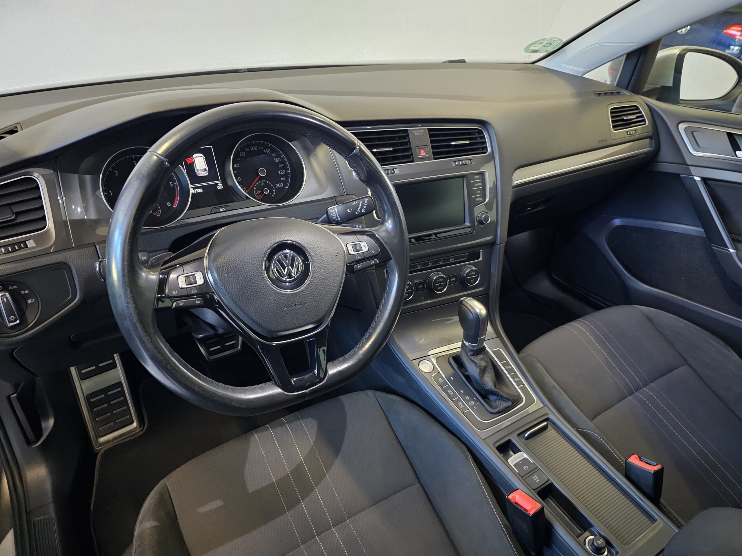 Volkswagen Golf VII ALLTRACK 2.0 TDI 185CV DSG 4Motion BlueMotion - Imagen 26