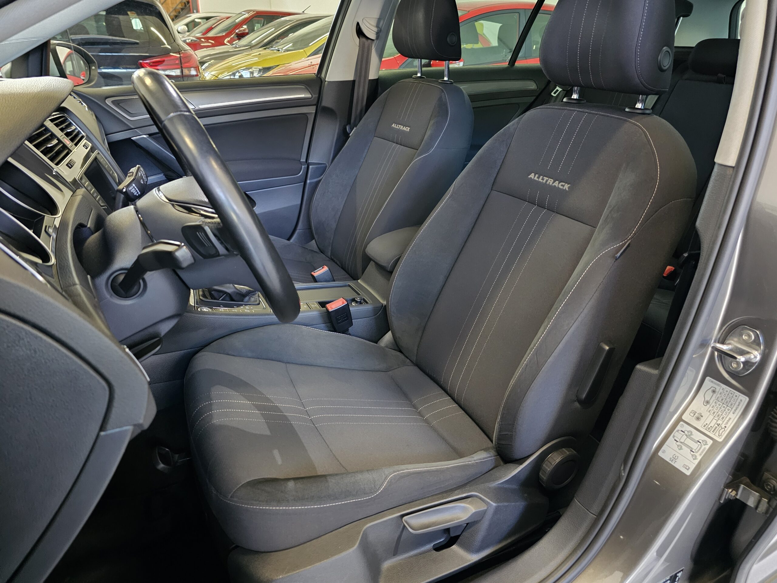 Volkswagen Golf VII ALLTRACK 2.0 TDI 185CV DSG 4Motion BlueMotion - Imagen 27