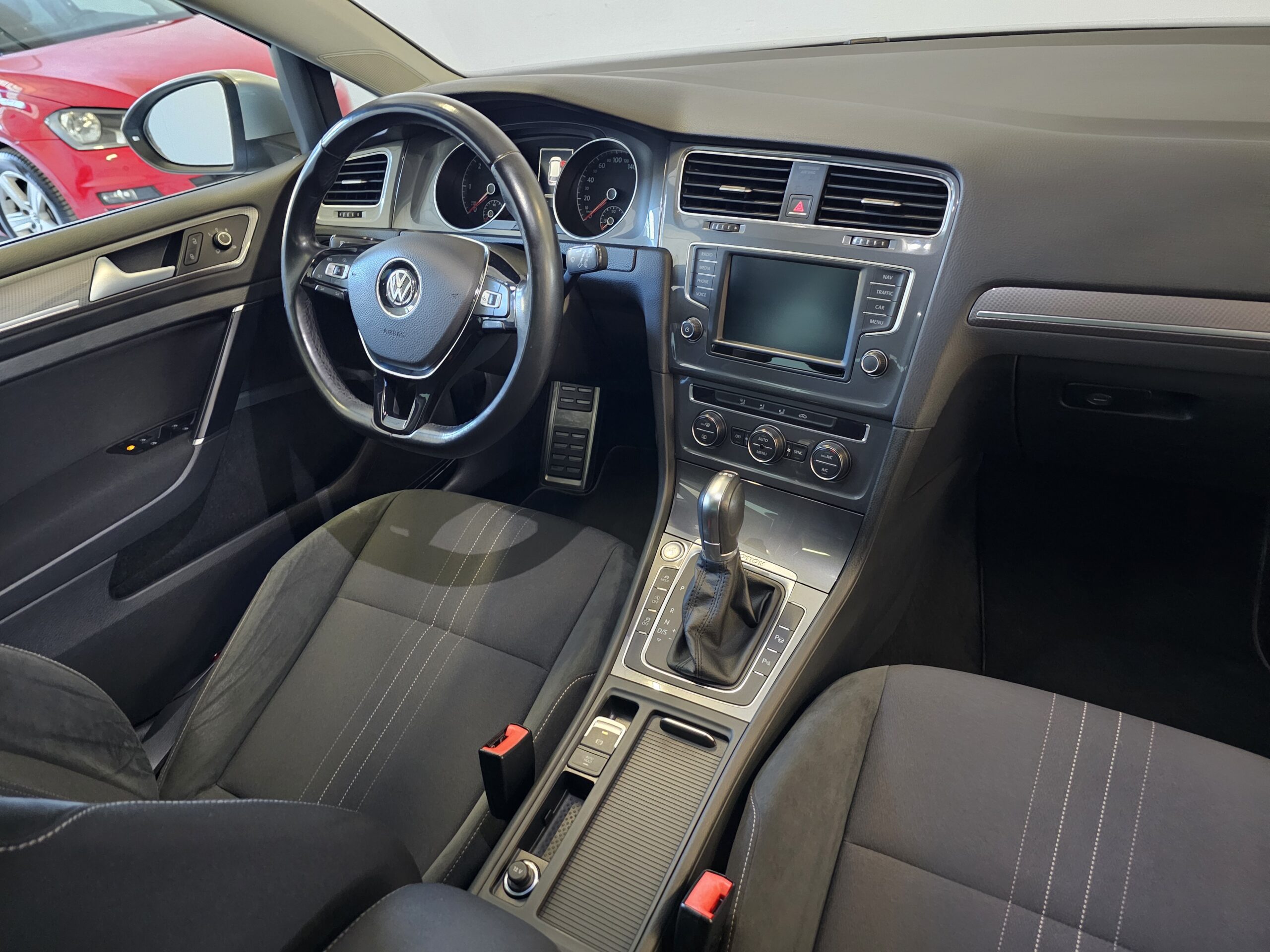 Volkswagen Golf VII ALLTRACK 2.0 TDI 185CV DSG 4Motion BlueMotion - Imagen 37