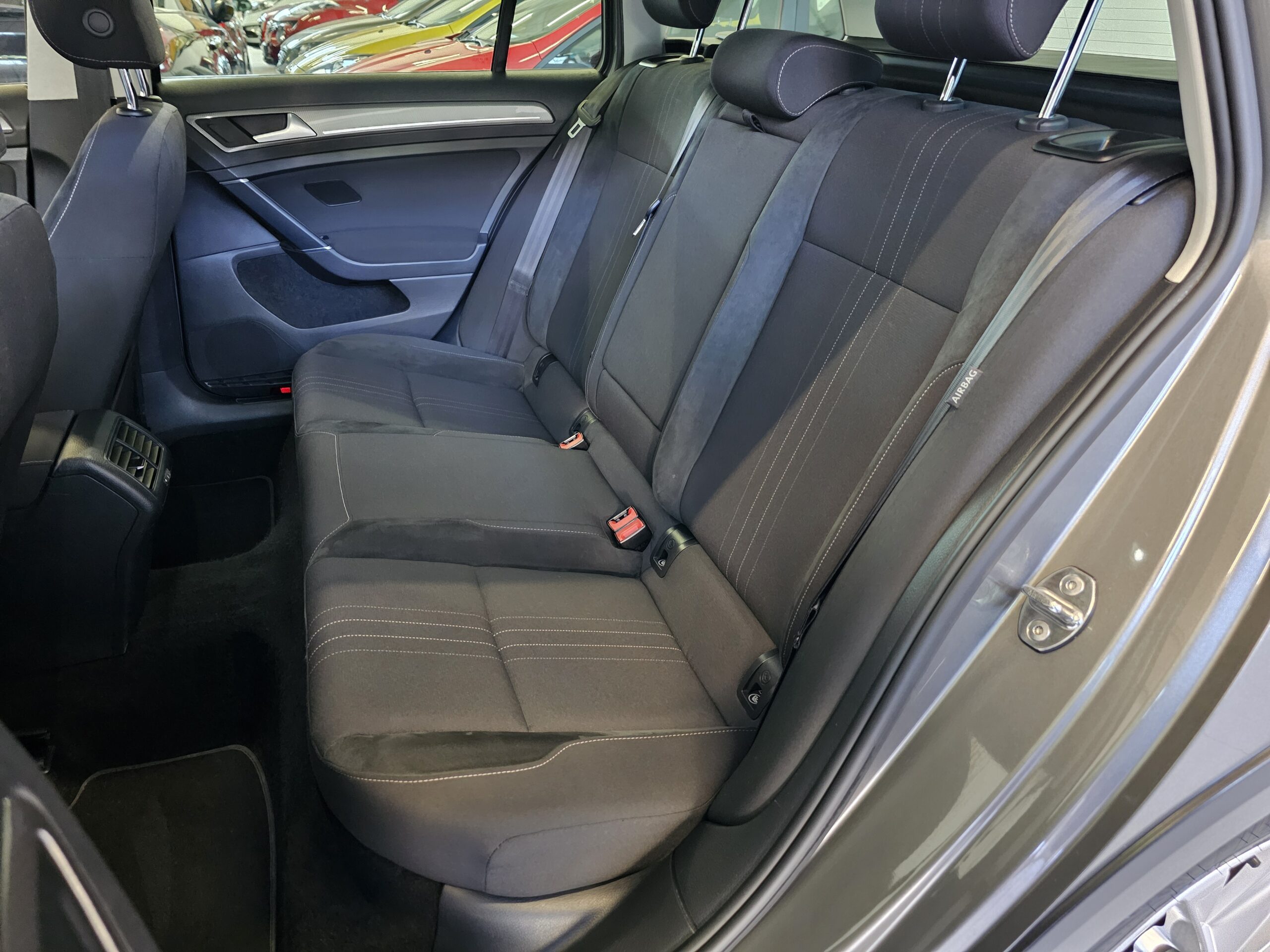 Volkswagen Golf VII ALLTRACK 2.0 TDI 185CV DSG 4Motion BlueMotion - Imagen 39