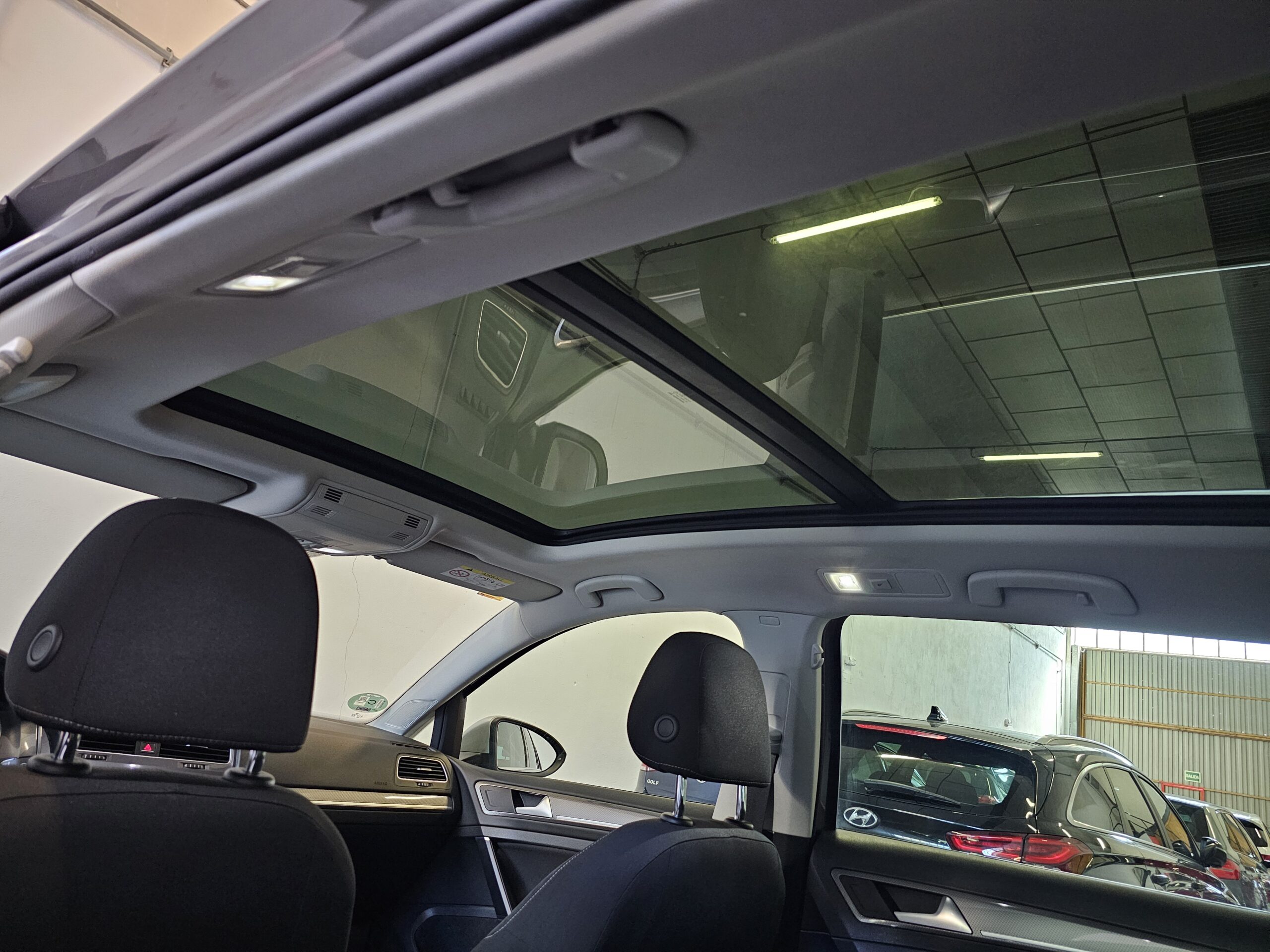 Volkswagen Golf VII ALLTRACK 2.0 TDI 185CV DSG 4Motion BlueMotion - Imagen 40