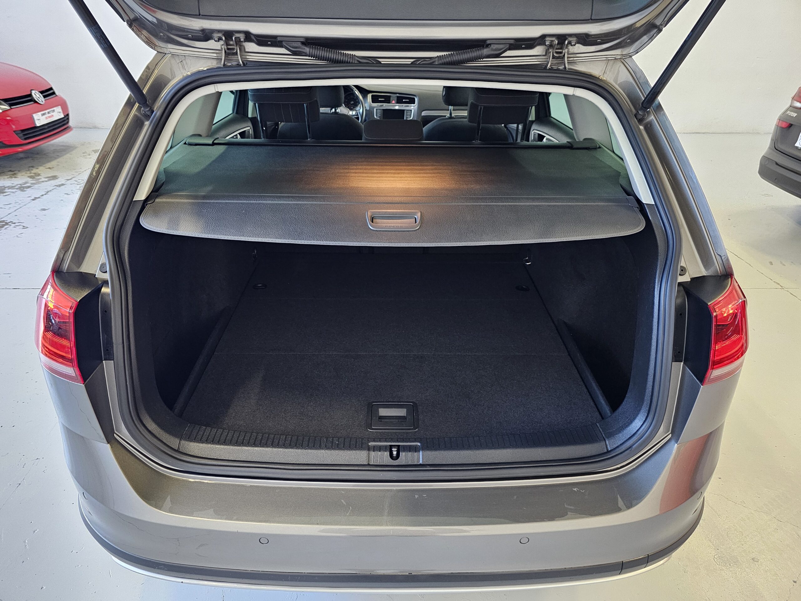 Volkswagen Golf VII ALLTRACK 2.0 TDI 185CV DSG 4Motion BlueMotion - Imagen 44