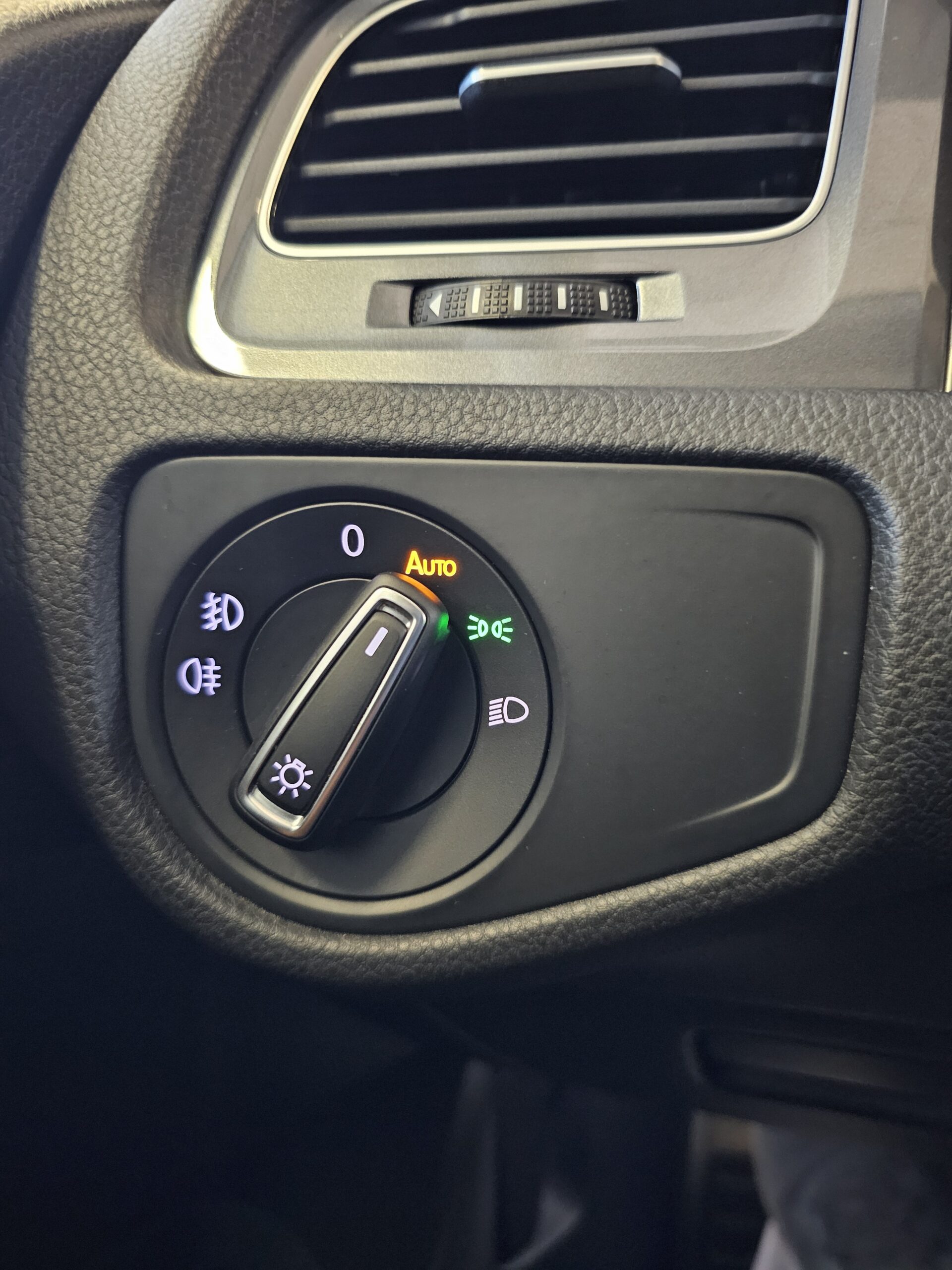 Volkswagen Golf VII ALLTRACK 2.0 TDI 185CV DSG 4Motion BlueMotion - Imagen 61