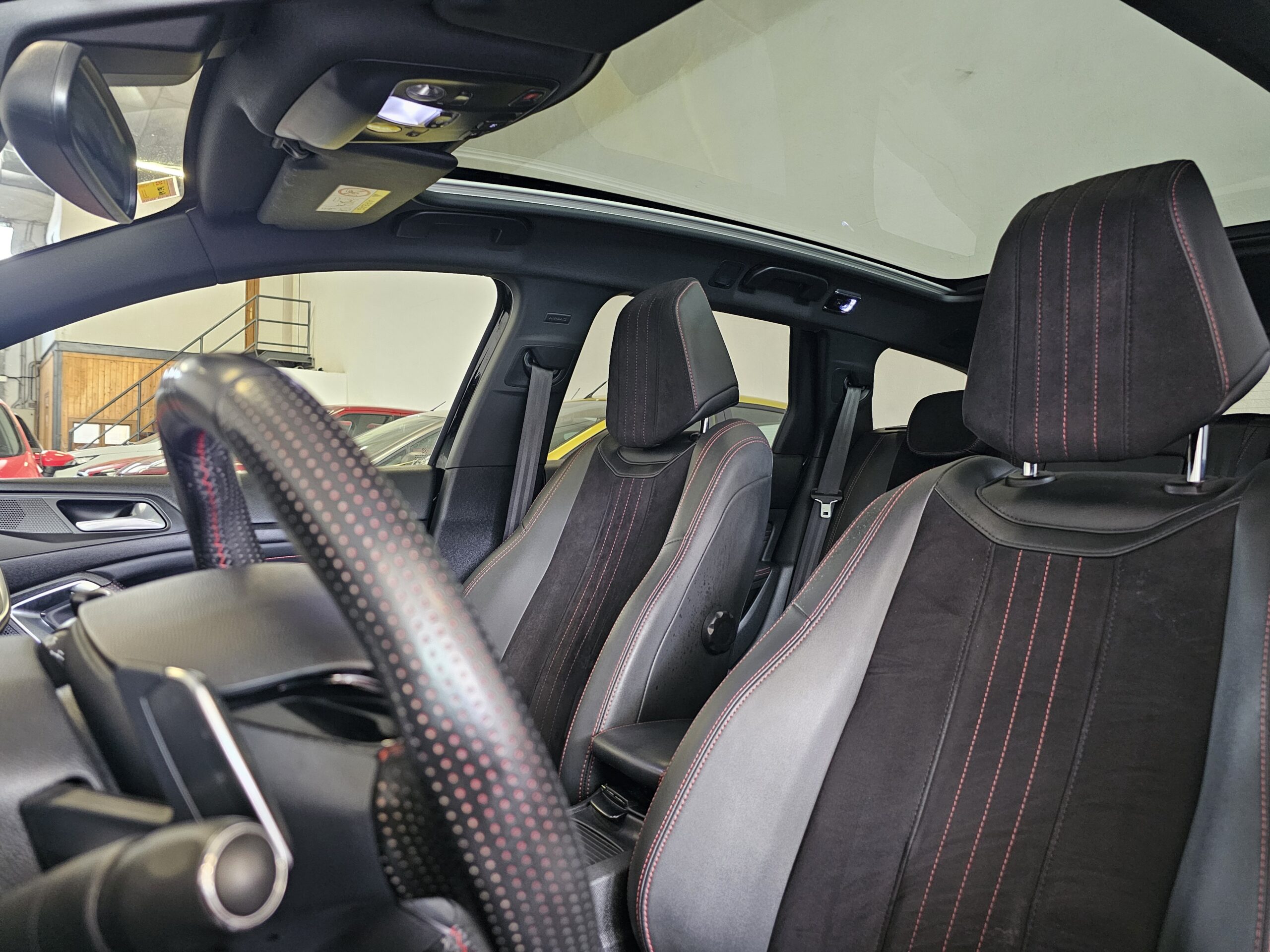 Peugeot 308 SW GT BlueHDI 180CV EAT8 - Imagen 32