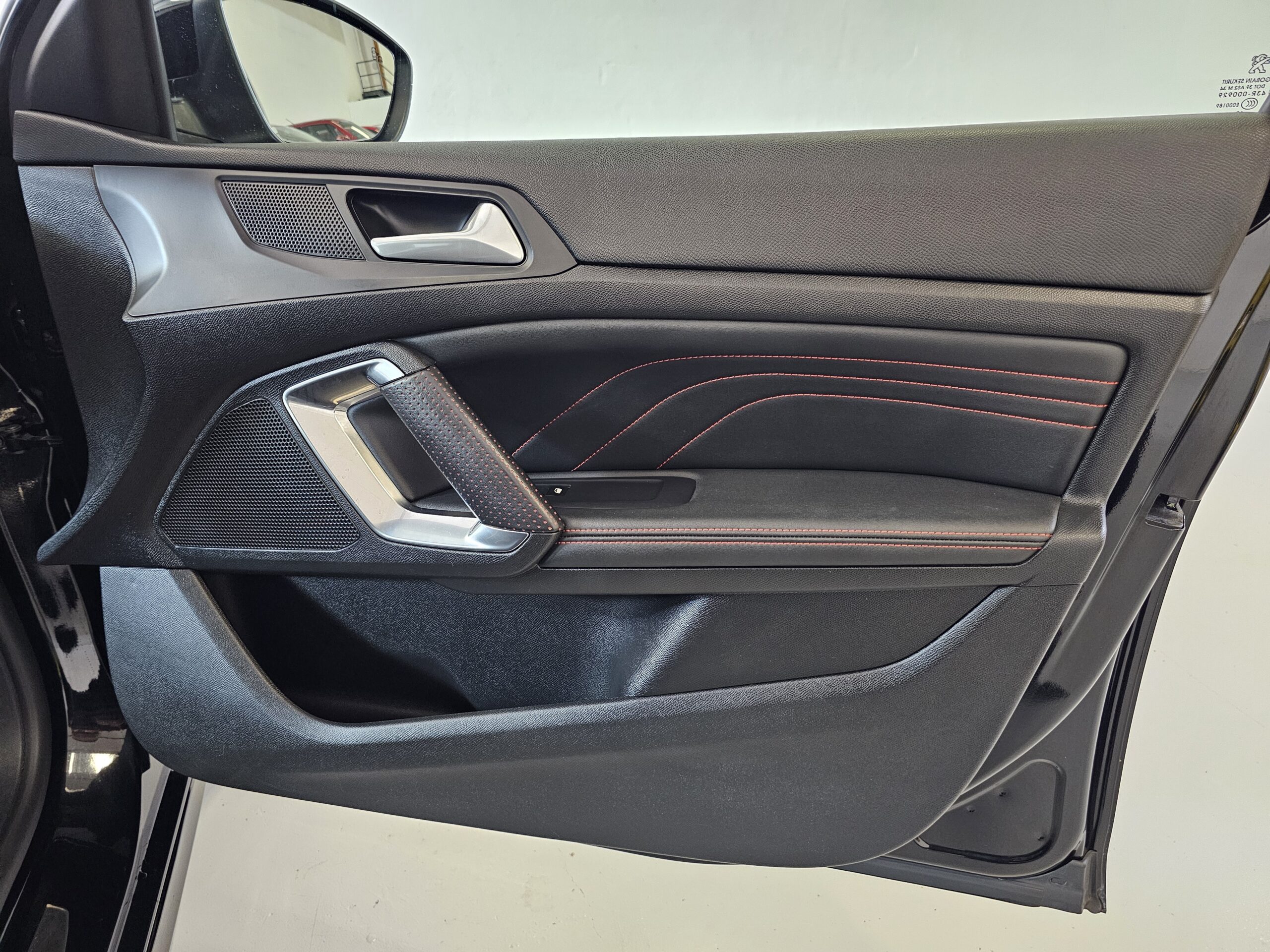 Peugeot 308 SW GT BlueHDI 180CV EAT8 - Imagen 36