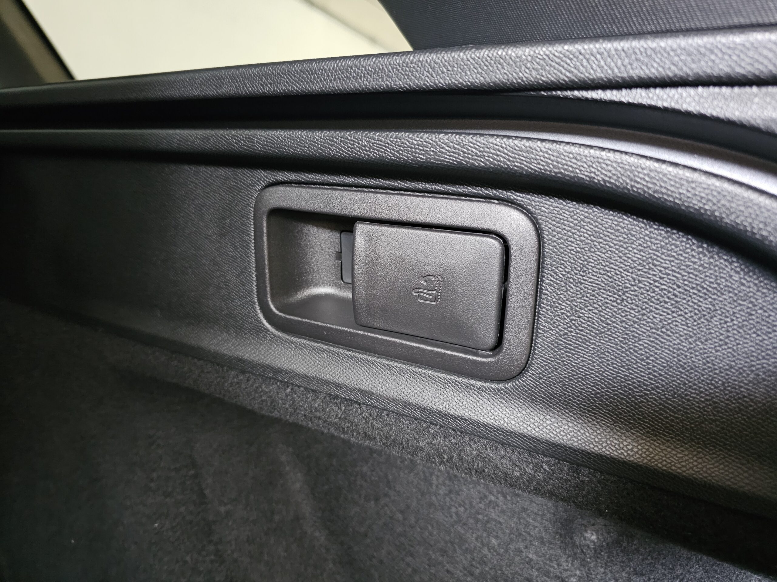 Peugeot 308 SW GT BlueHDI 180CV EAT8 - Imagen 46