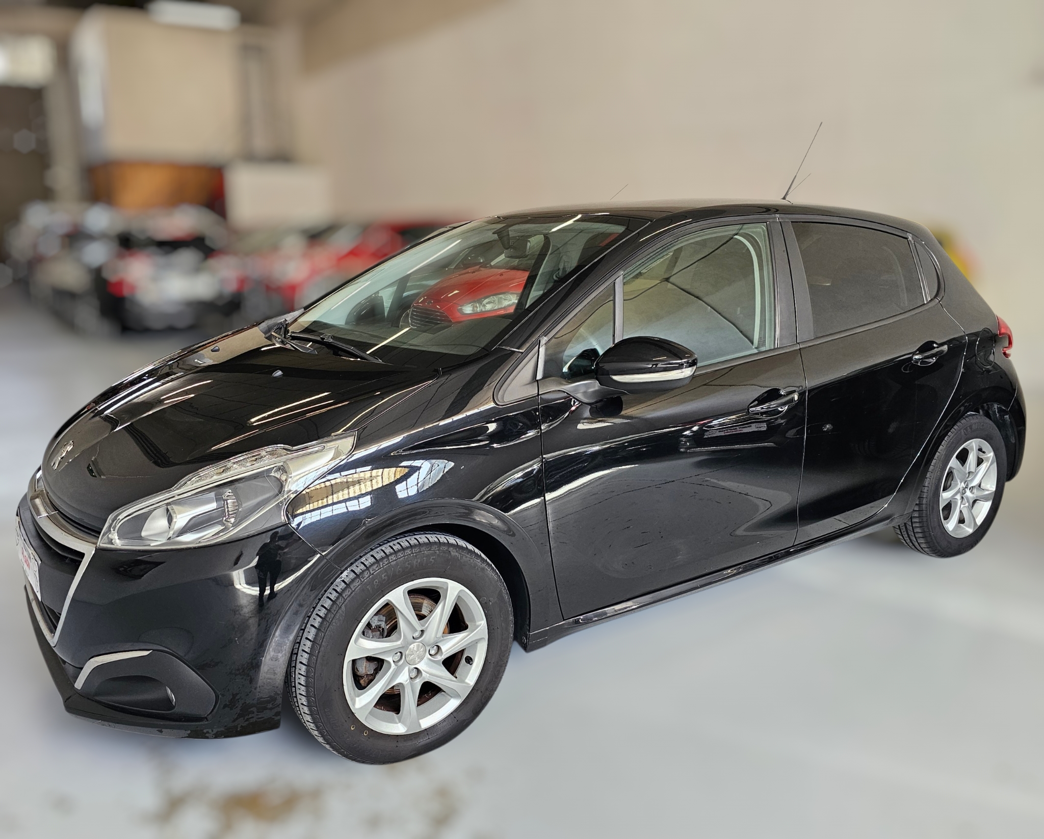 Peugeot 208 1.6 Blue-HDi Active - Imagen 9