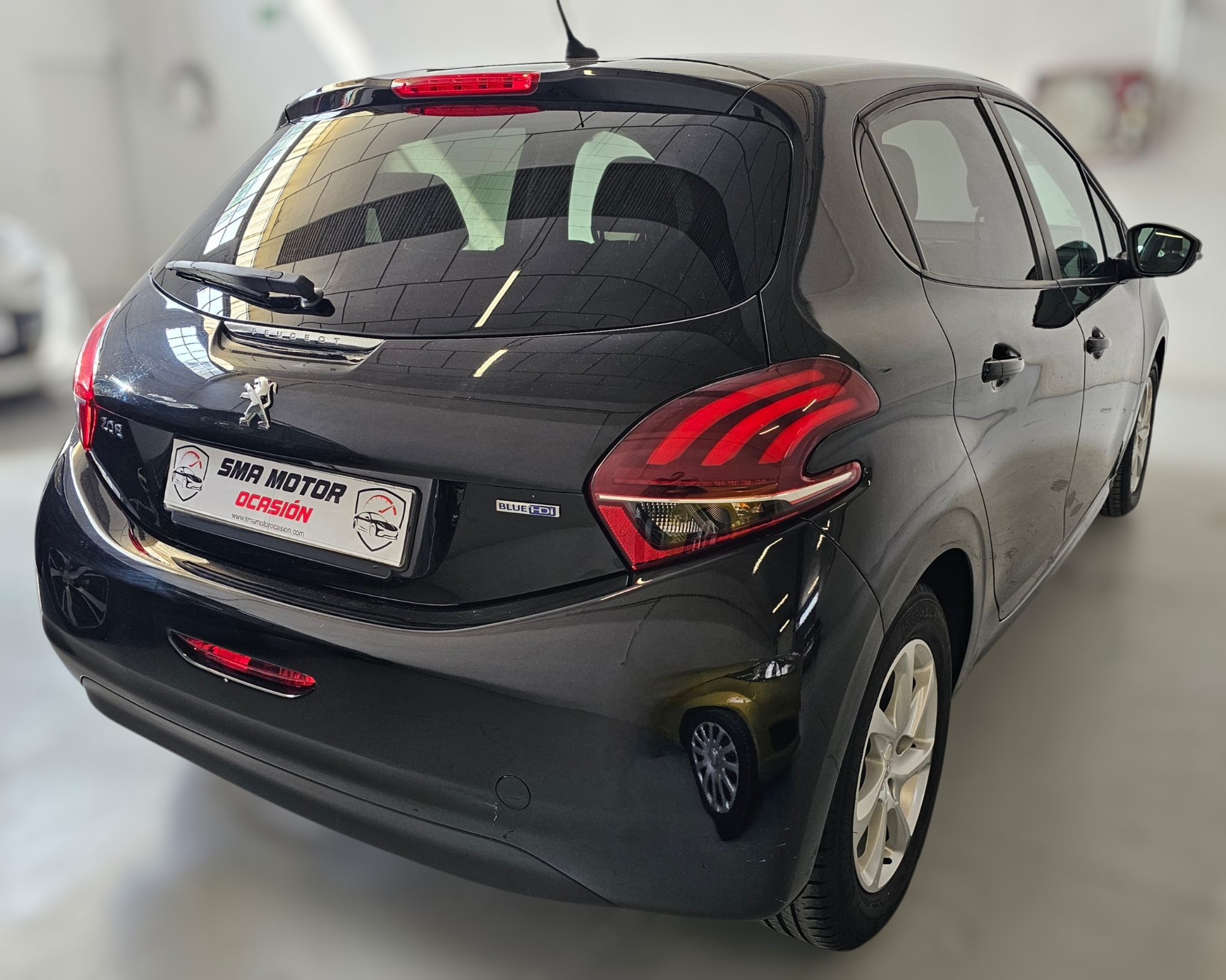 Peugeot 208 1.6 Blue-HDi Active - Imagen 20
