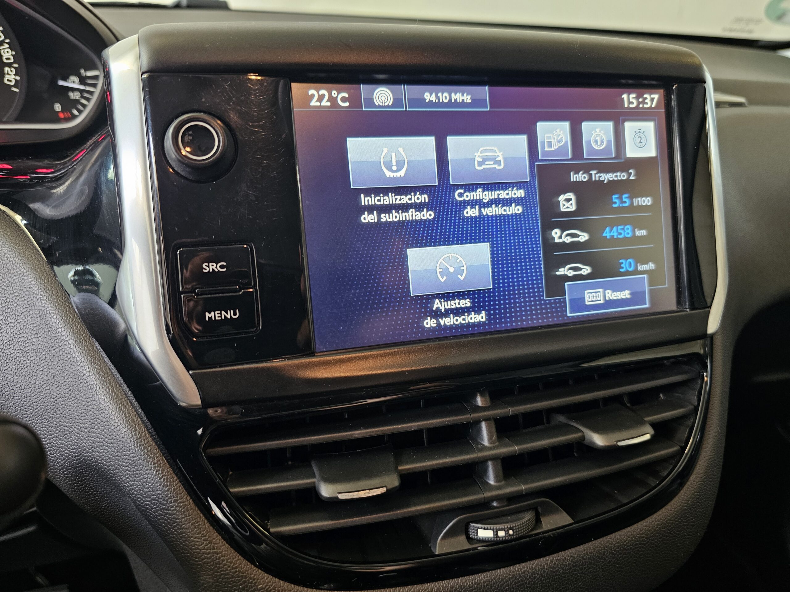 Peugeot 208 1.6 Blue-HDi Active - Imagen 27