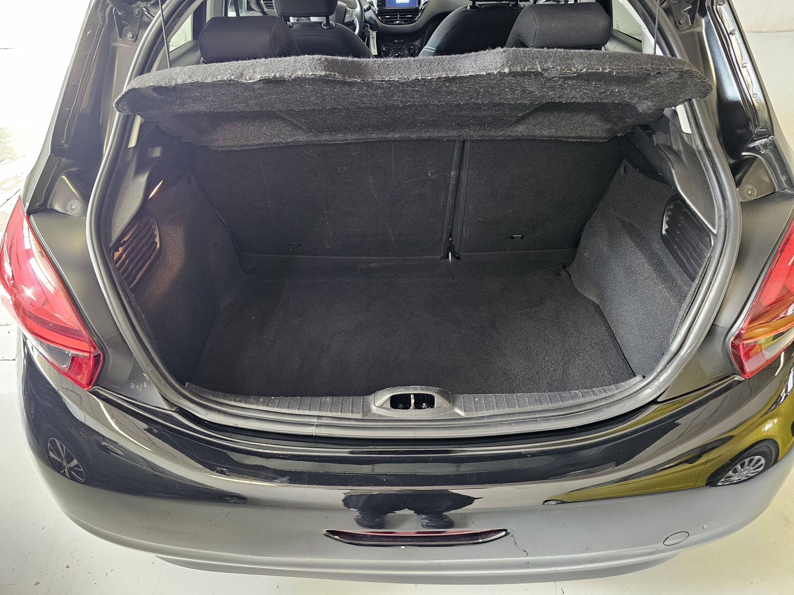 Peugeot 208 1.6 Blue-HDi Active - Imagen 42