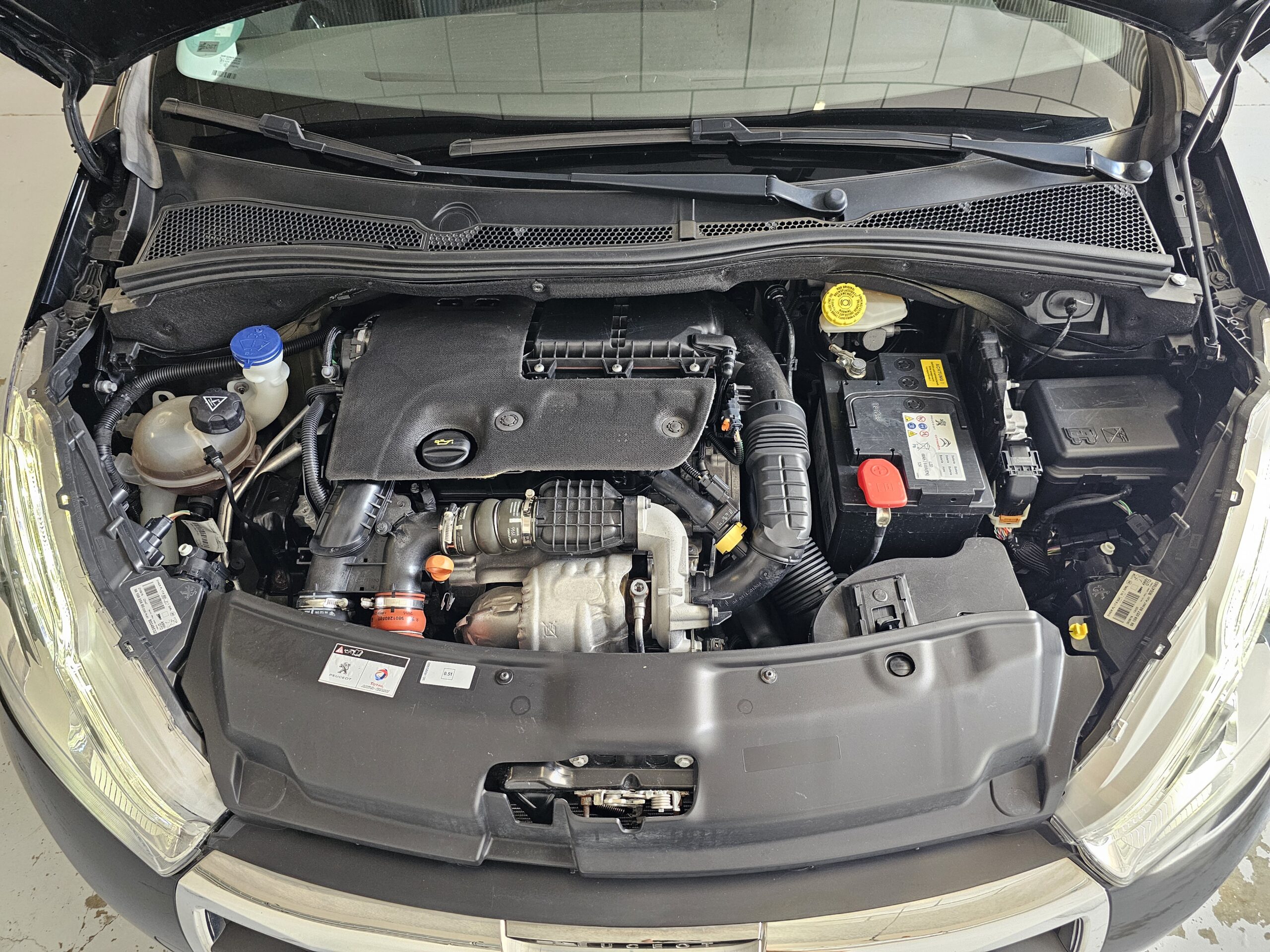 Peugeot 208 1.6 Blue-HDi Active - Imagen 45