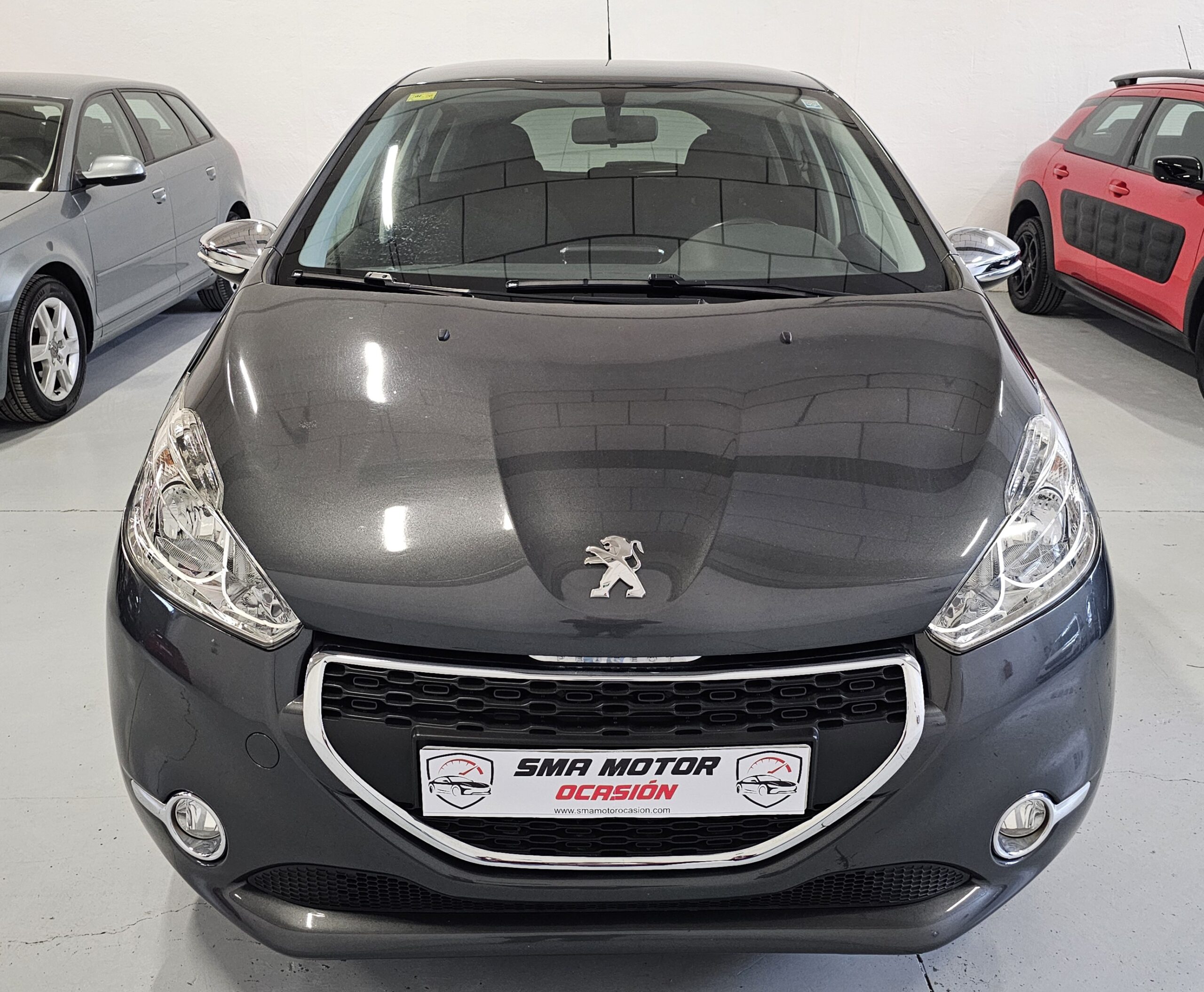 Peugeot 208 1.2 VTi Style 2014 (Gris) - Imagen 5