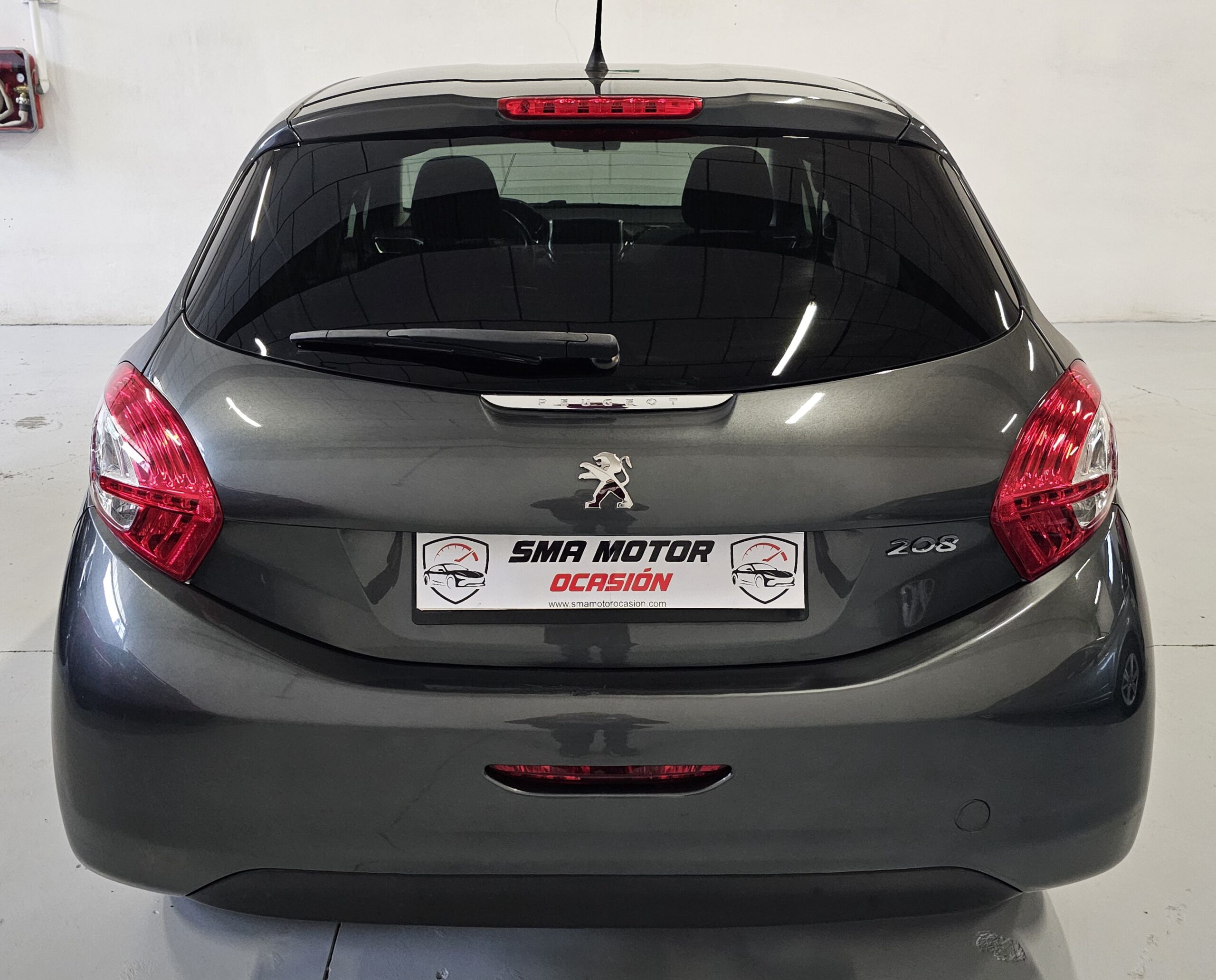 Peugeot 208 1.2 VTi Style 2014 (Gris) - Imagen 11