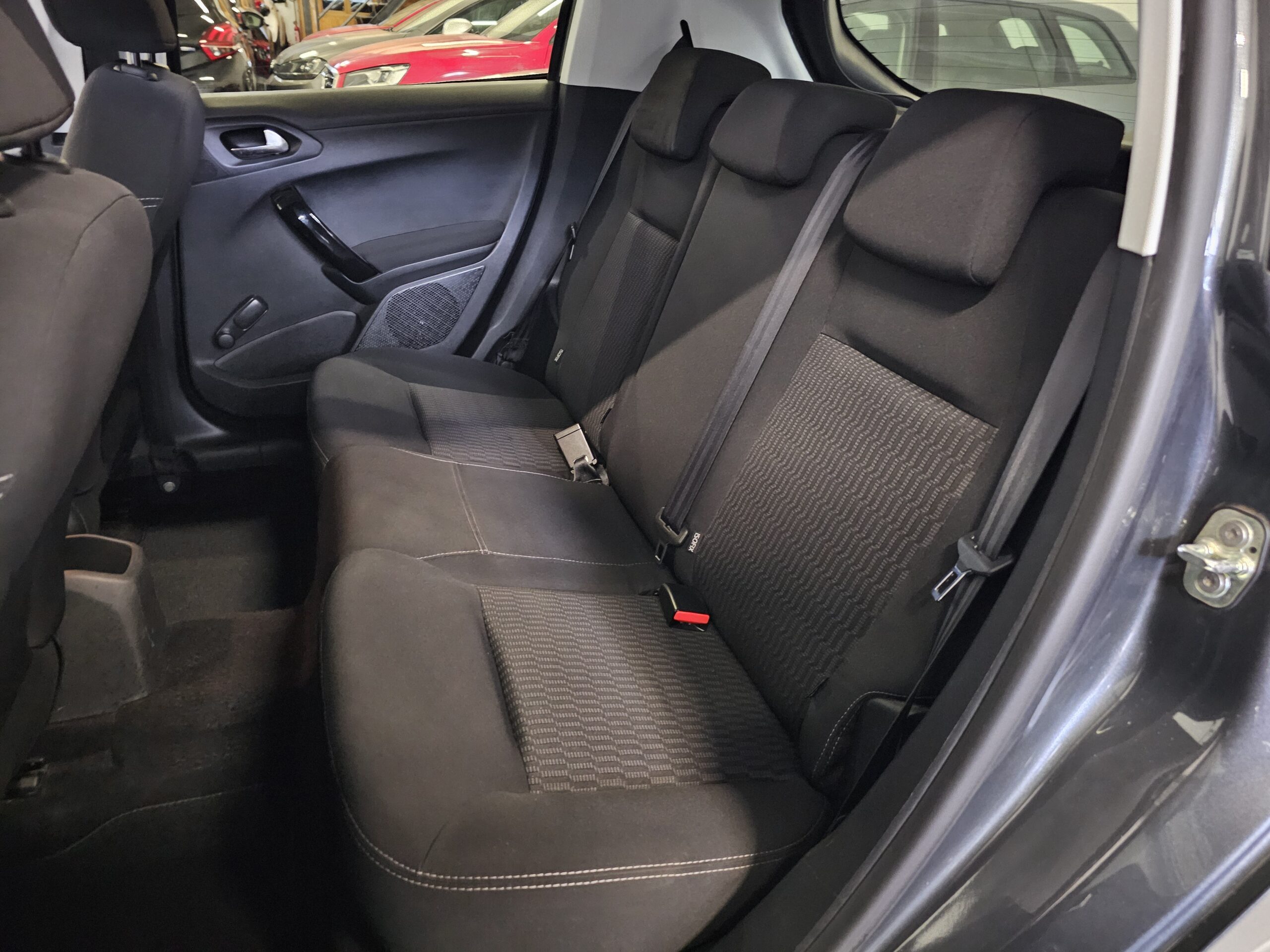 Peugeot 208 1.2 VTi Style 2014 (Gris) - Imagen 19