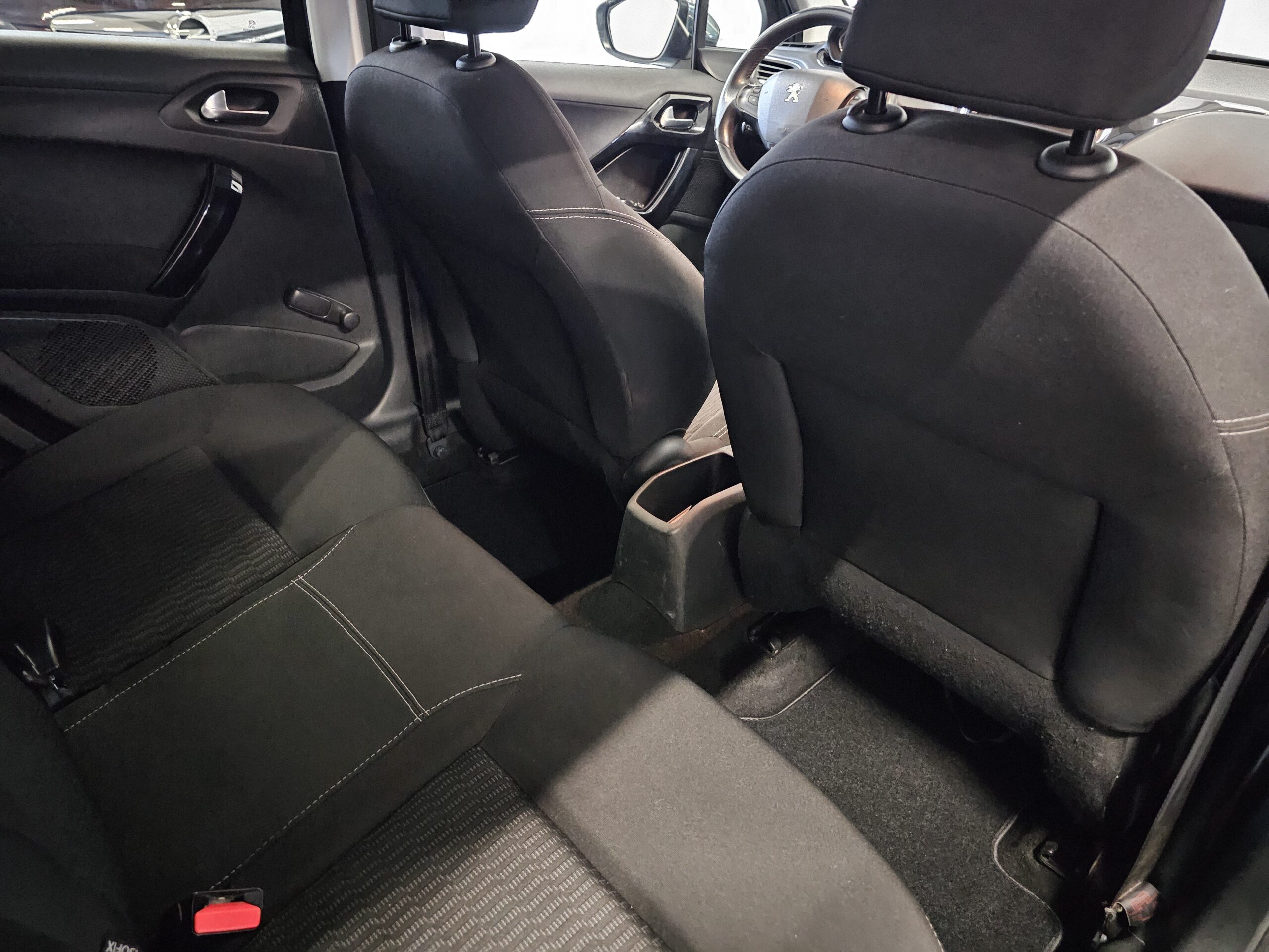 Peugeot 208 1.2 VTi Style 2014 (Gris) - Imagen 20