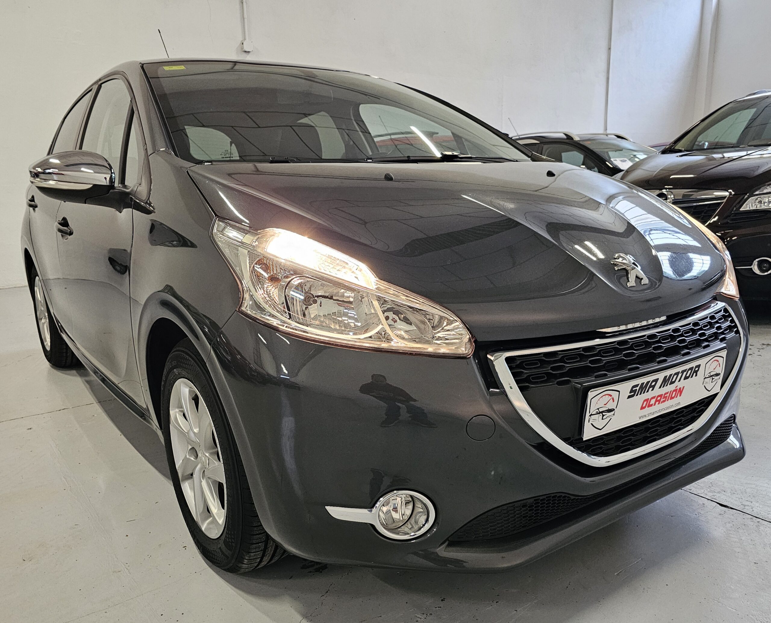 Peugeot 208 1.2 VTi Style 2014 (Gris) - Imagen 33