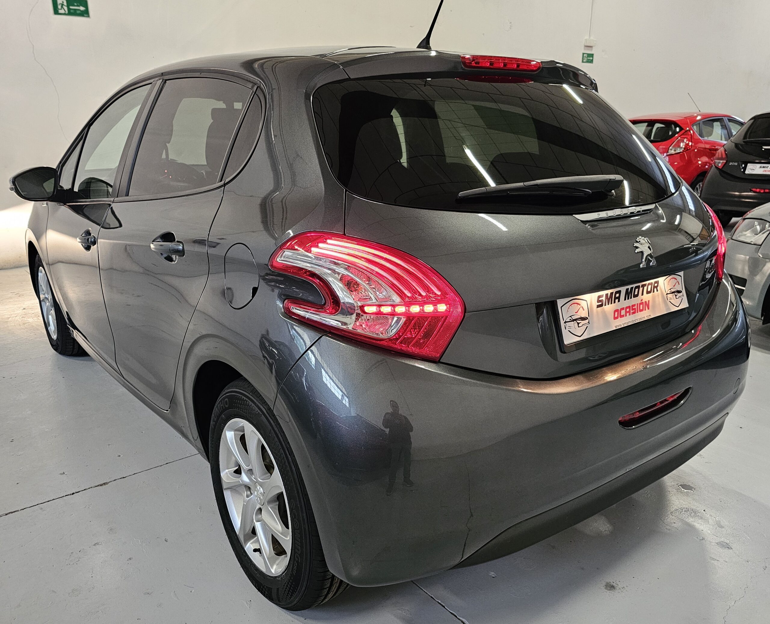 Peugeot 208 1.2 VTi Style 2014 (Gris) - Imagen 42