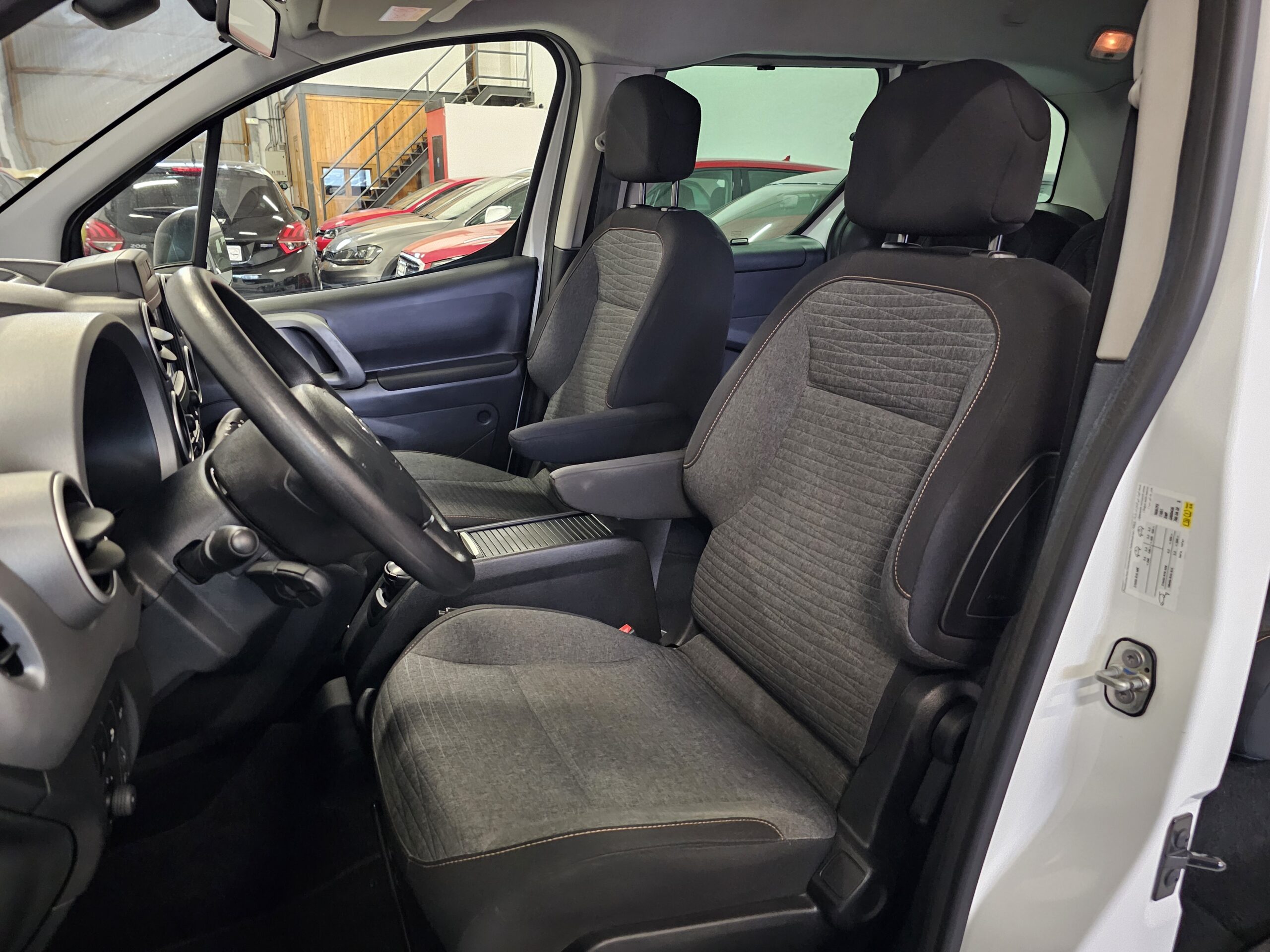 Citroen Berlingo 1.2 110CV MULTISPACE ***(EDICION ESPECIAL 20 ANIVERSARIO)*** - Imagen 16