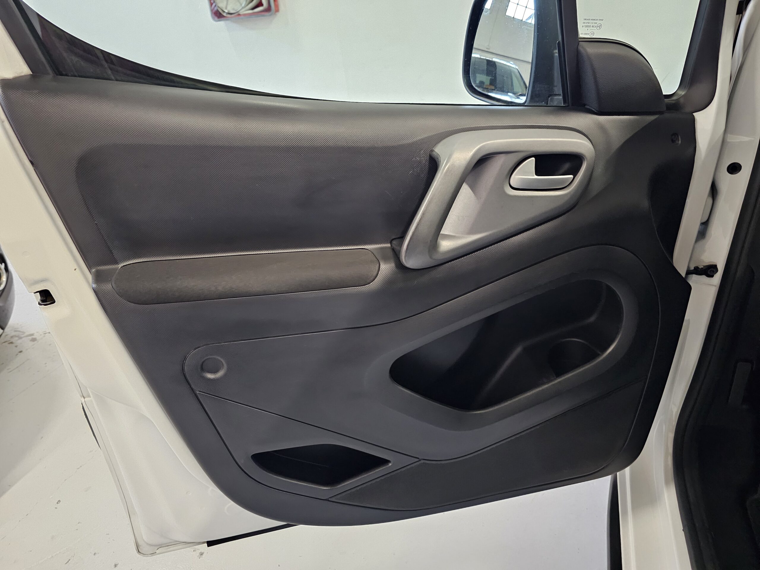 Citroen Berlingo 1.2 110CV MULTISPACE ***(EDICION ESPECIAL 20 ANIVERSARIO)*** - Imagen 17
