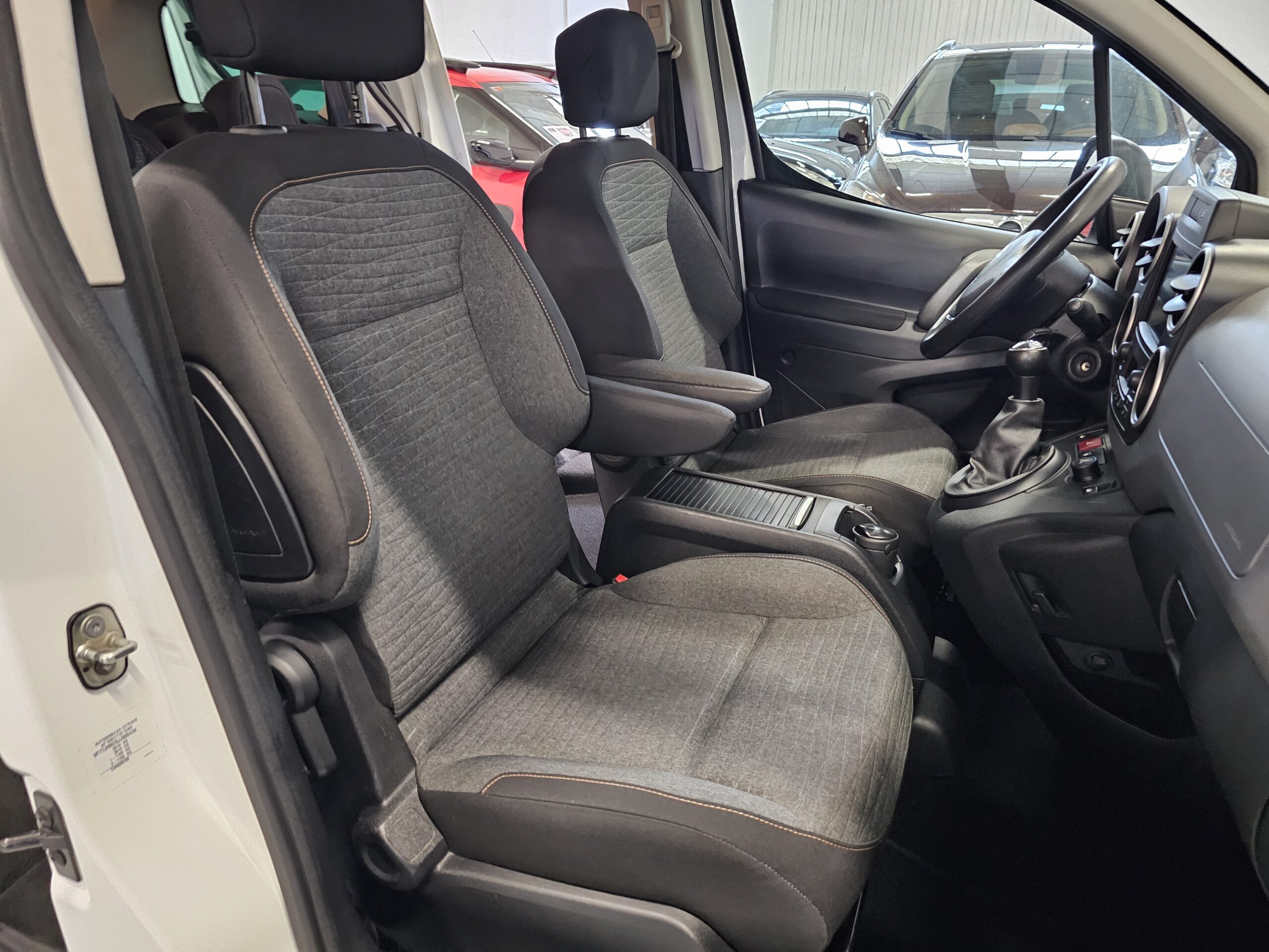 Citroen Berlingo 1.2 110CV MULTISPACE ***(EDICION ESPECIAL 20 ANIVERSARIO)*** - Imagen 19
