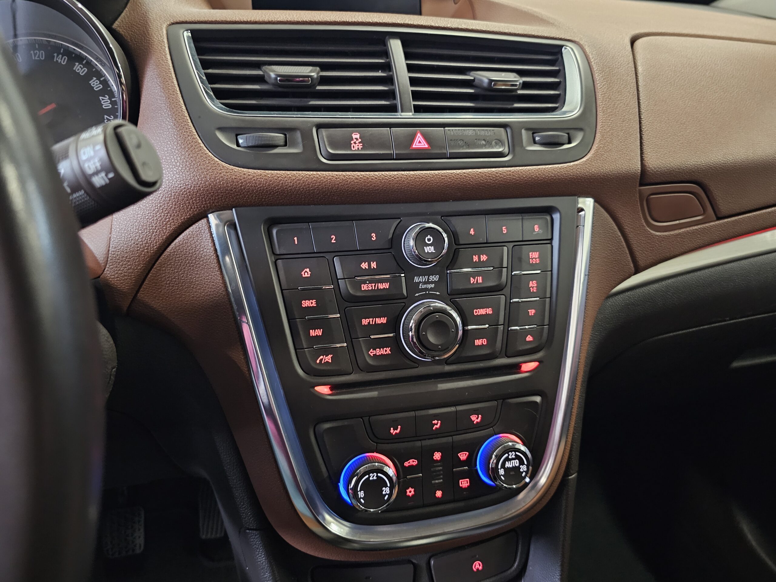 Opel Mokka 1.6 CDTI DPF Excellence - Imagen 29