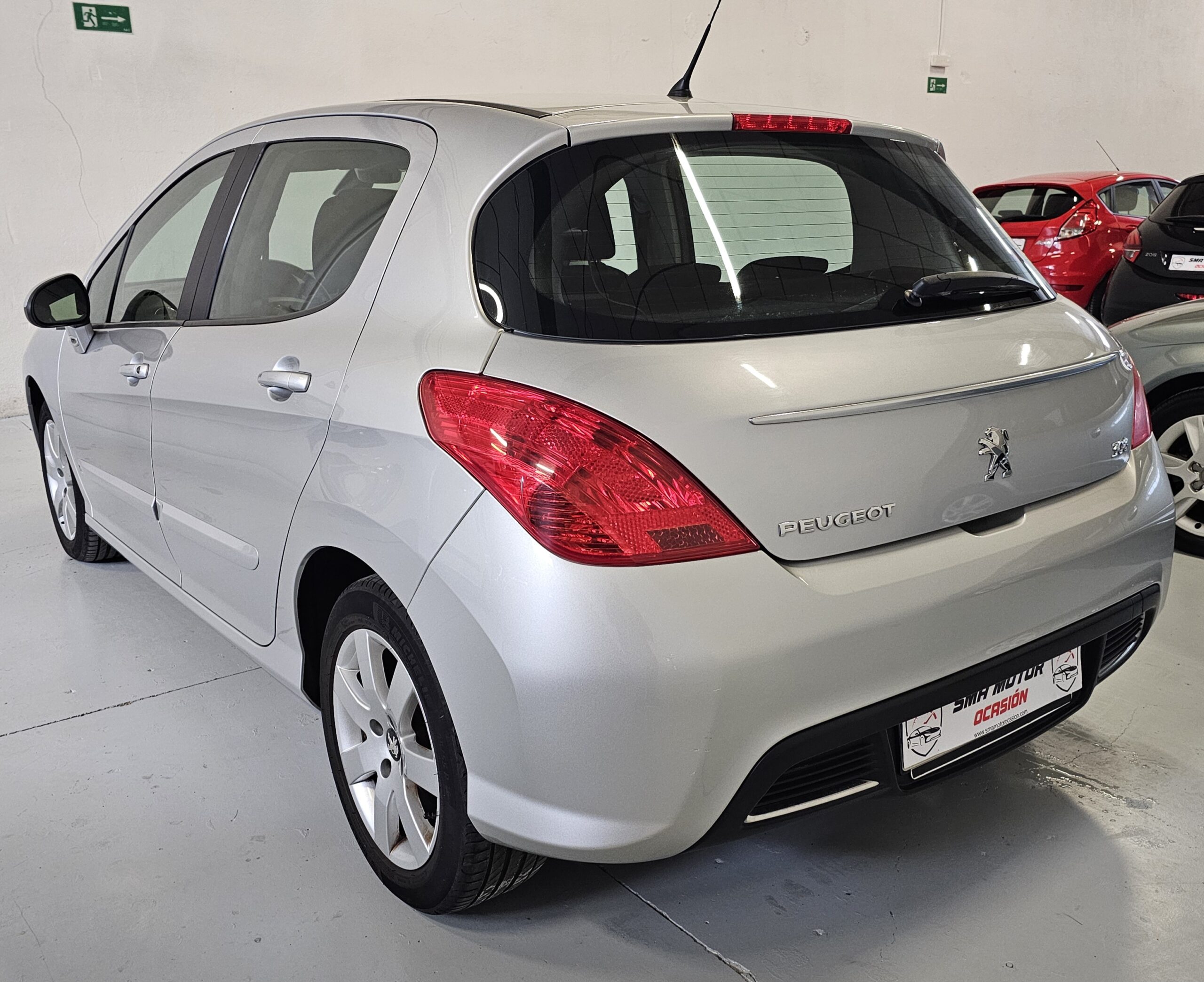 Peugeot 308 1.6 e-HDi Active - Imagen 10