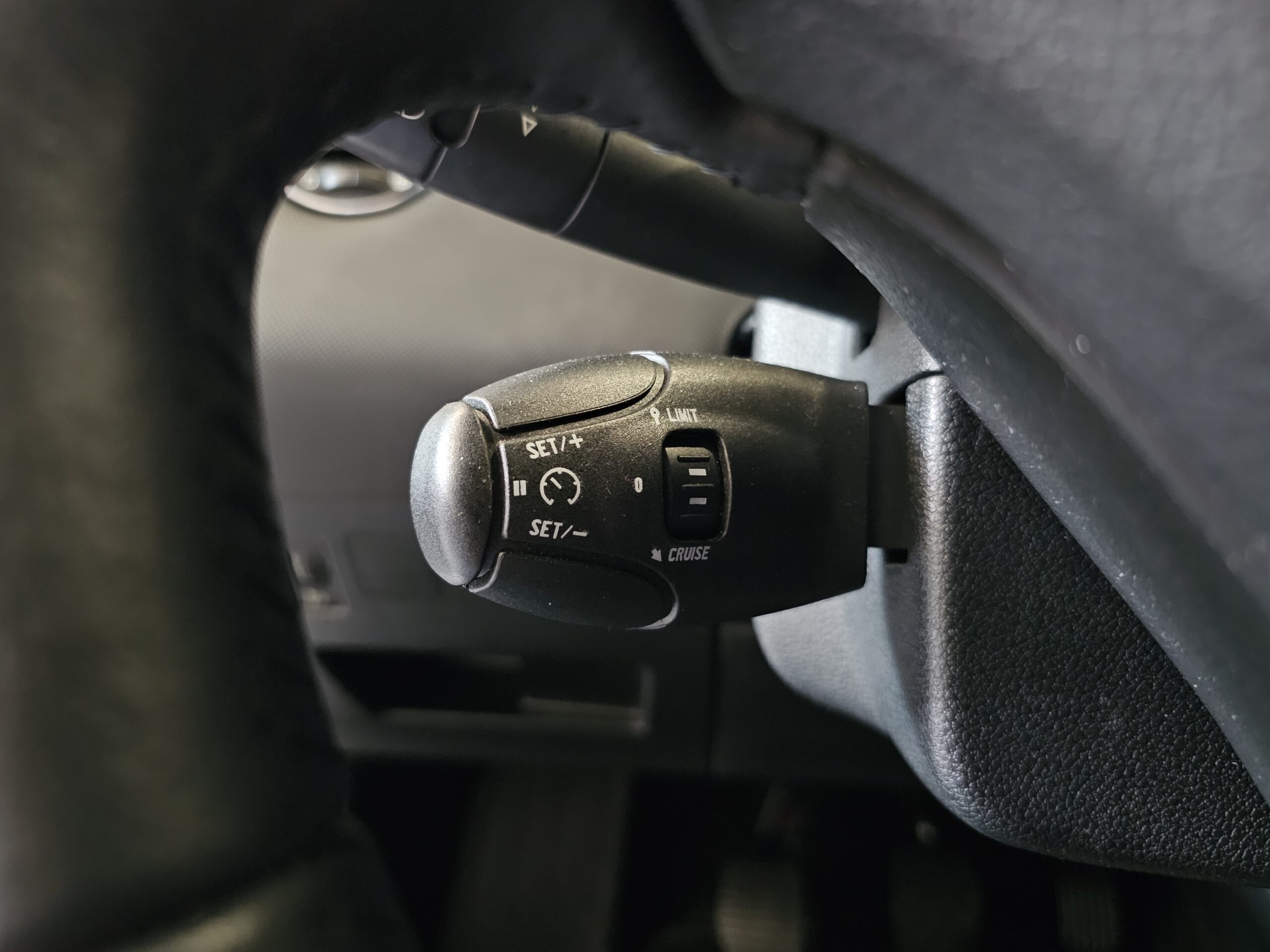 Peugeot 308 1.6 e-HDi Active - Imagen 30