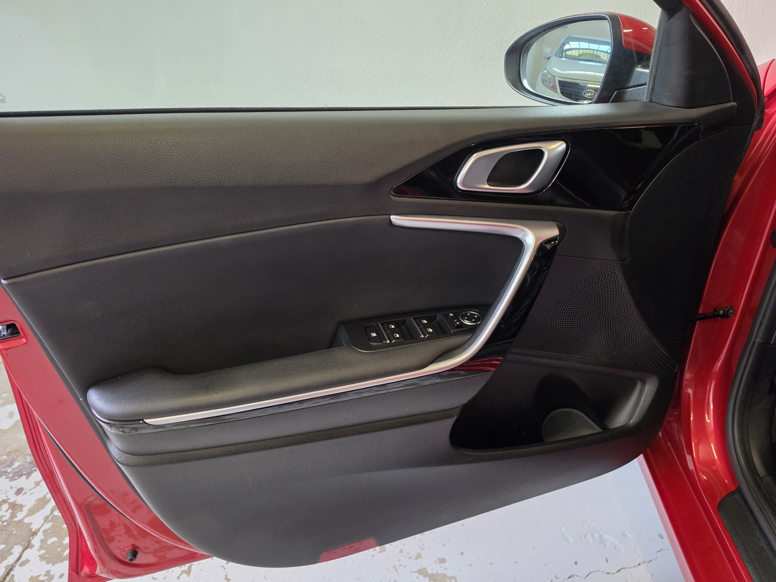 Kia cee'd 1.6 CRDi Mild-Hybrid Tech - Imagen 28