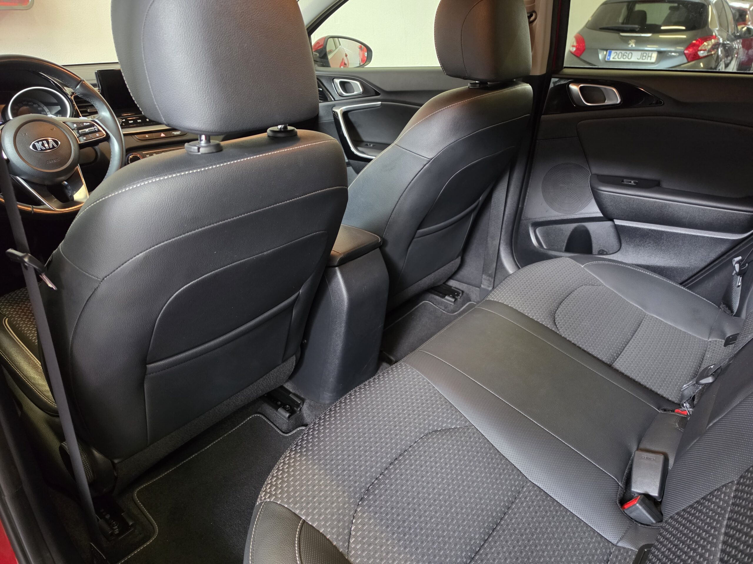 Kia cee'd 1.6 CRDi Mild-Hybrid Tech - Imagen 29